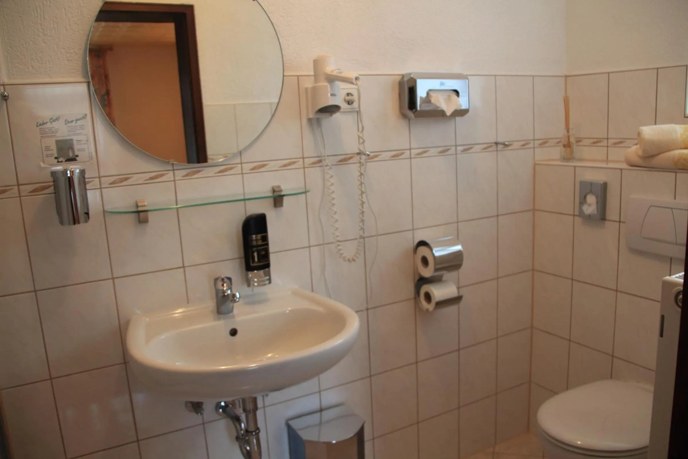 Photo of the whole room in Hotel Klinger