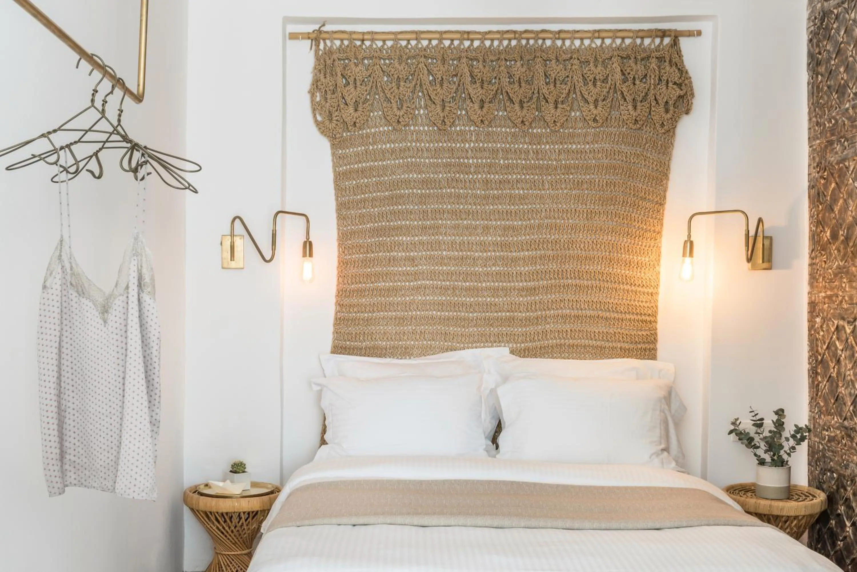 Decorative detail, Bed in Cocoon Suites