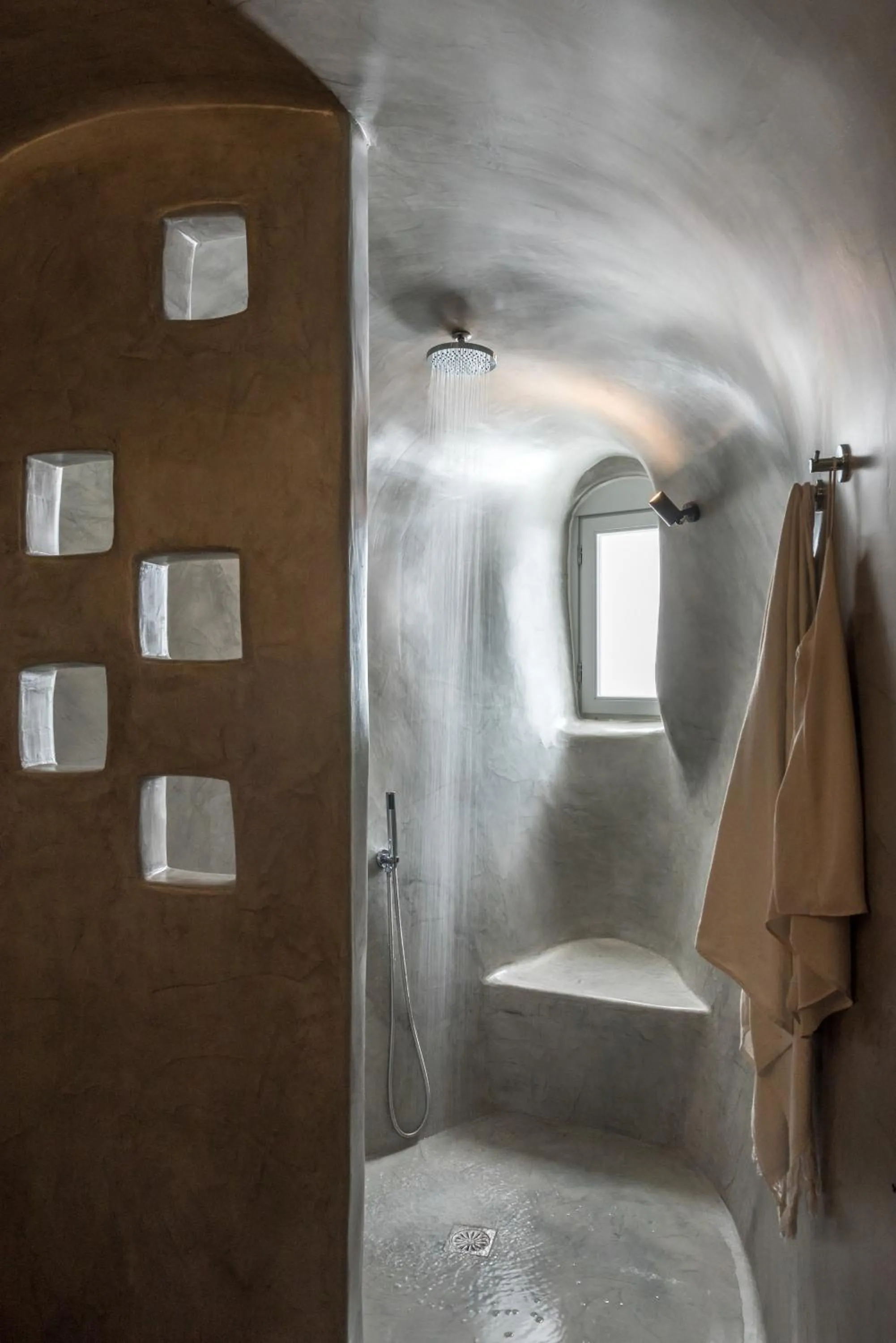 Shower in Cocoon Suites