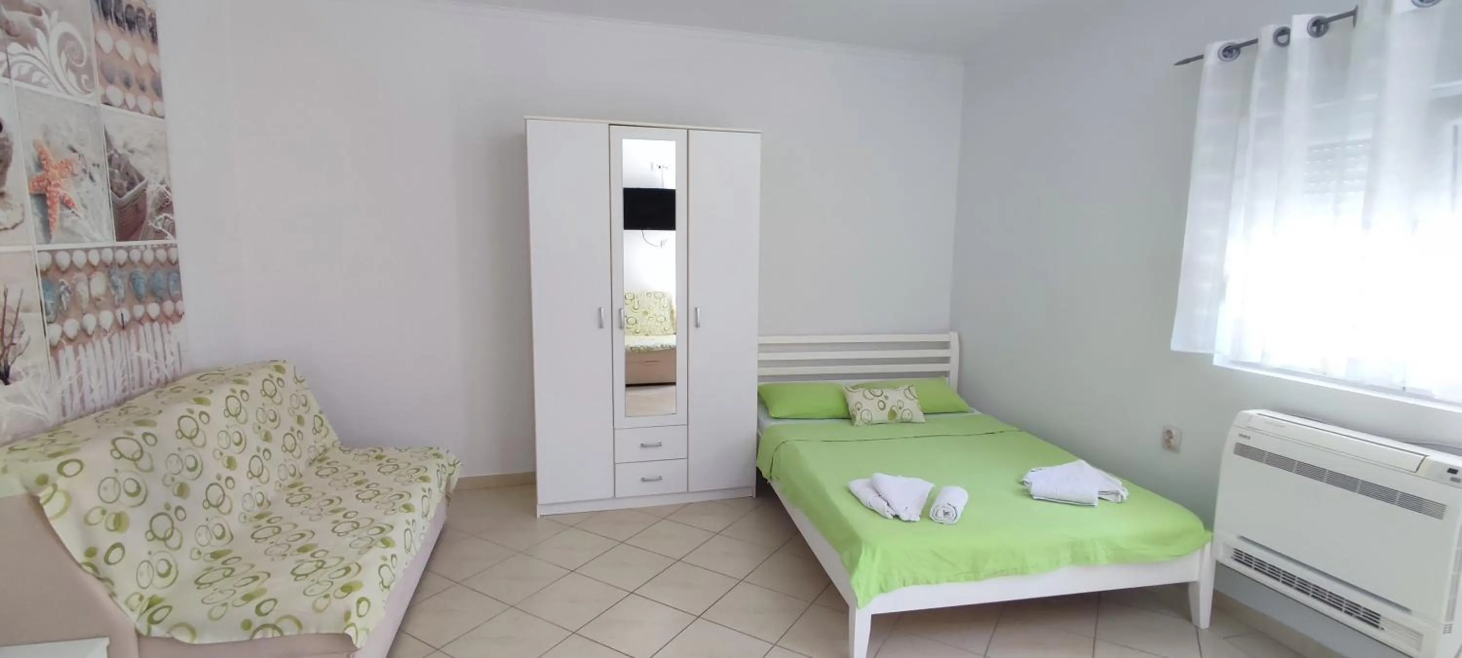 Bed in Apartments Volega