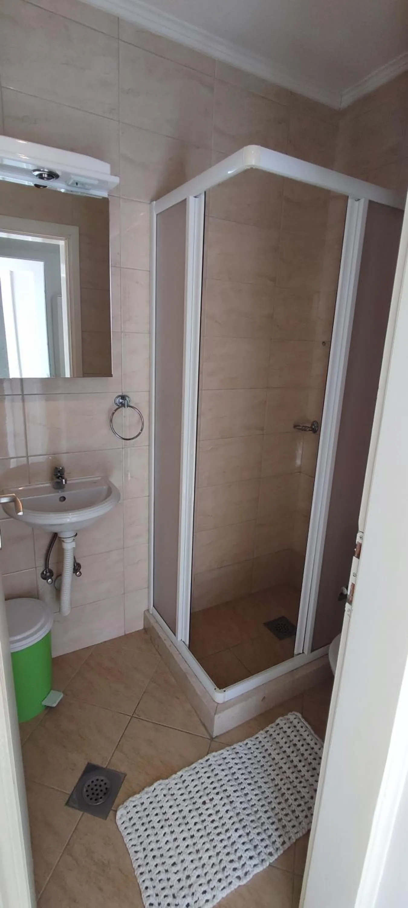 Shower in Apartments Volega