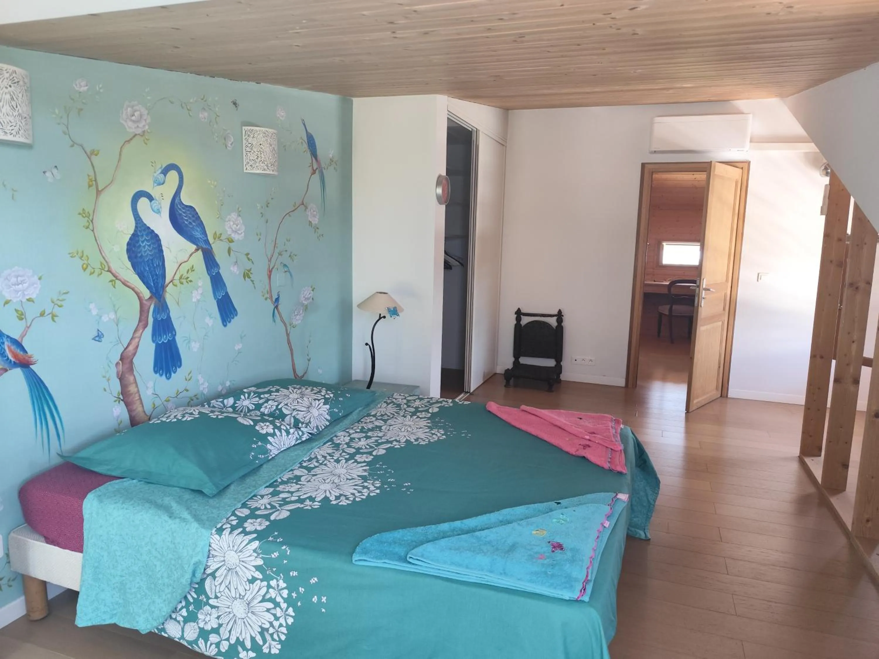 Villa avec piscine et belle vue mer proche des plages et commerces