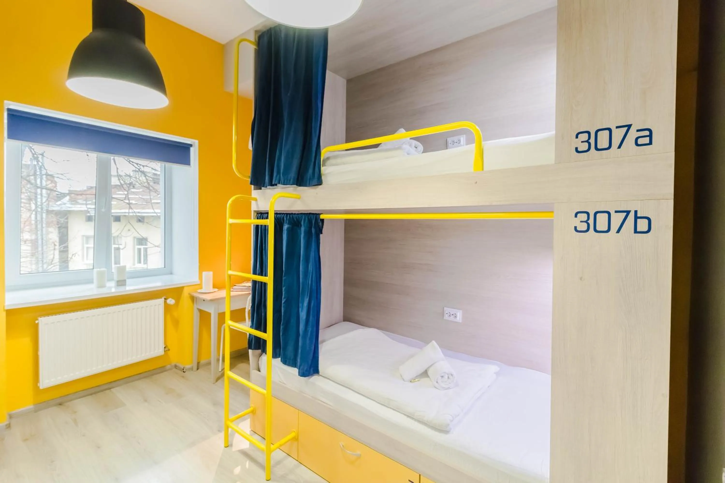 bunk bed, Bed in Stories Hub