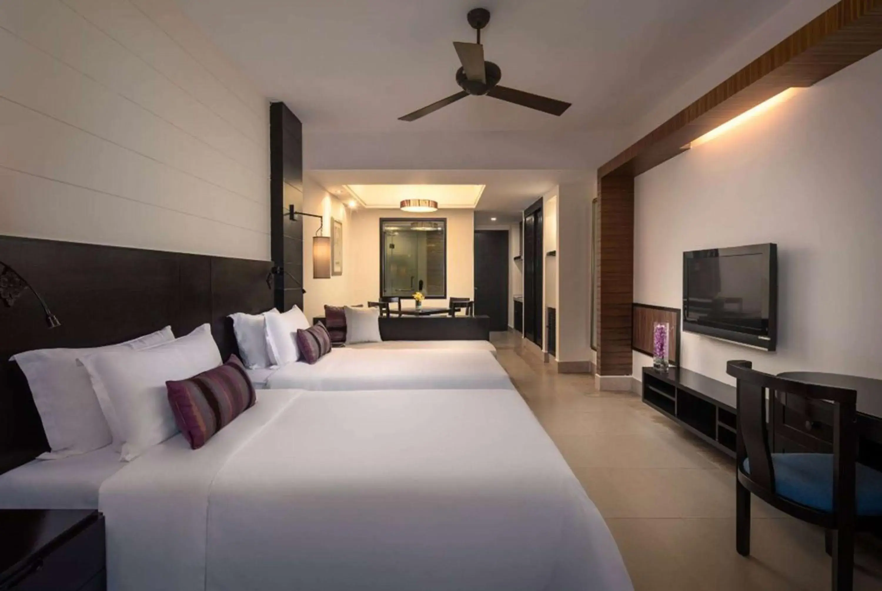 Photo of the whole room, Bed in Ramada Plaza by Wyndham Sanya Bay Photo of the whole room, Bed in Ramada Plaza by Wyndham Sanya Bay