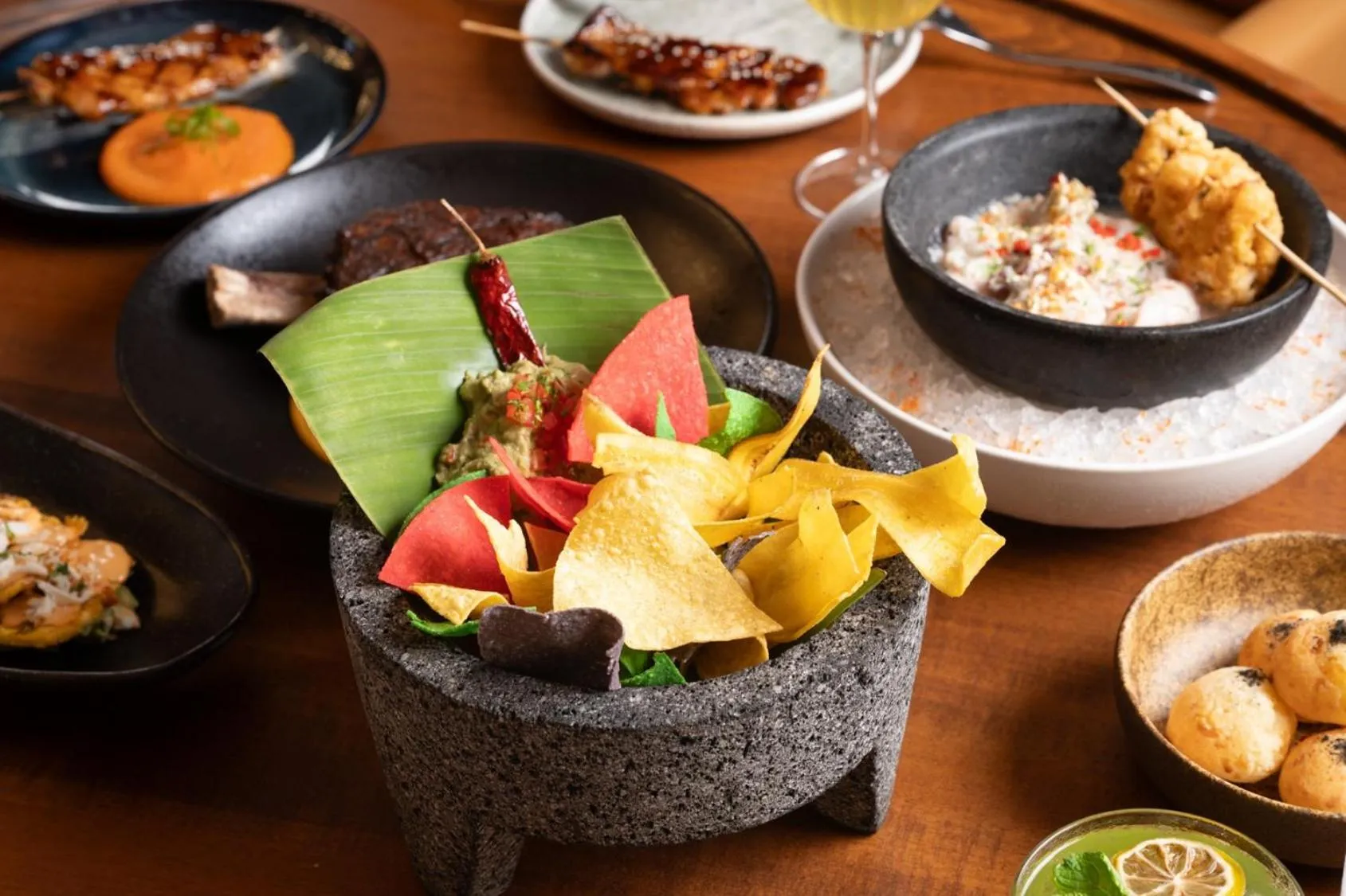 Restaurant/places to eat in V Hotel Dubai, Curio Collection by Hilton