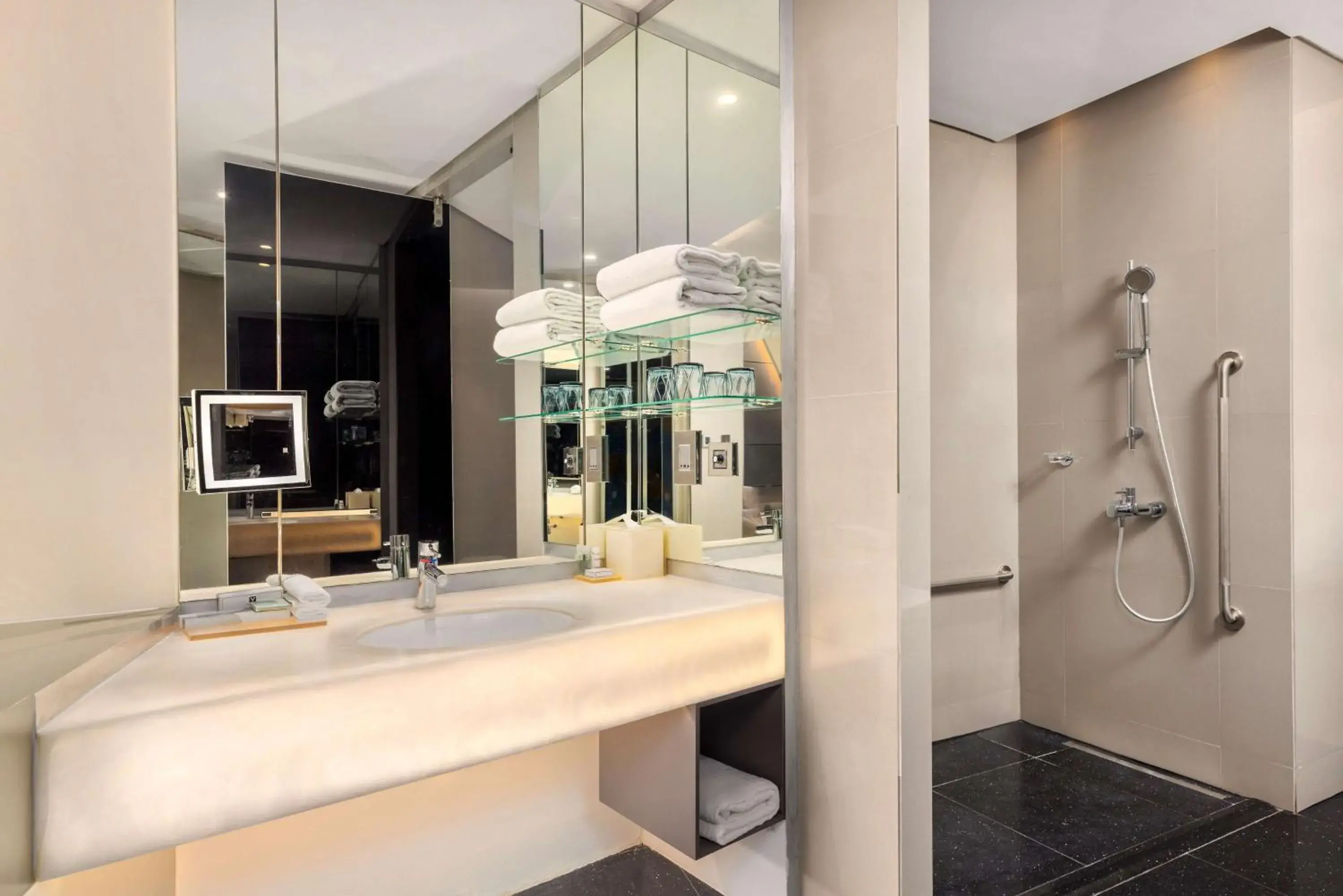 Deluxe King Room - Mobility Accessible in V Hotel Dubai, Curio Collection by Hilton Deluxe King Room - Mobility Accessible in V Hotel Dubai, Curio Collection by Hilton