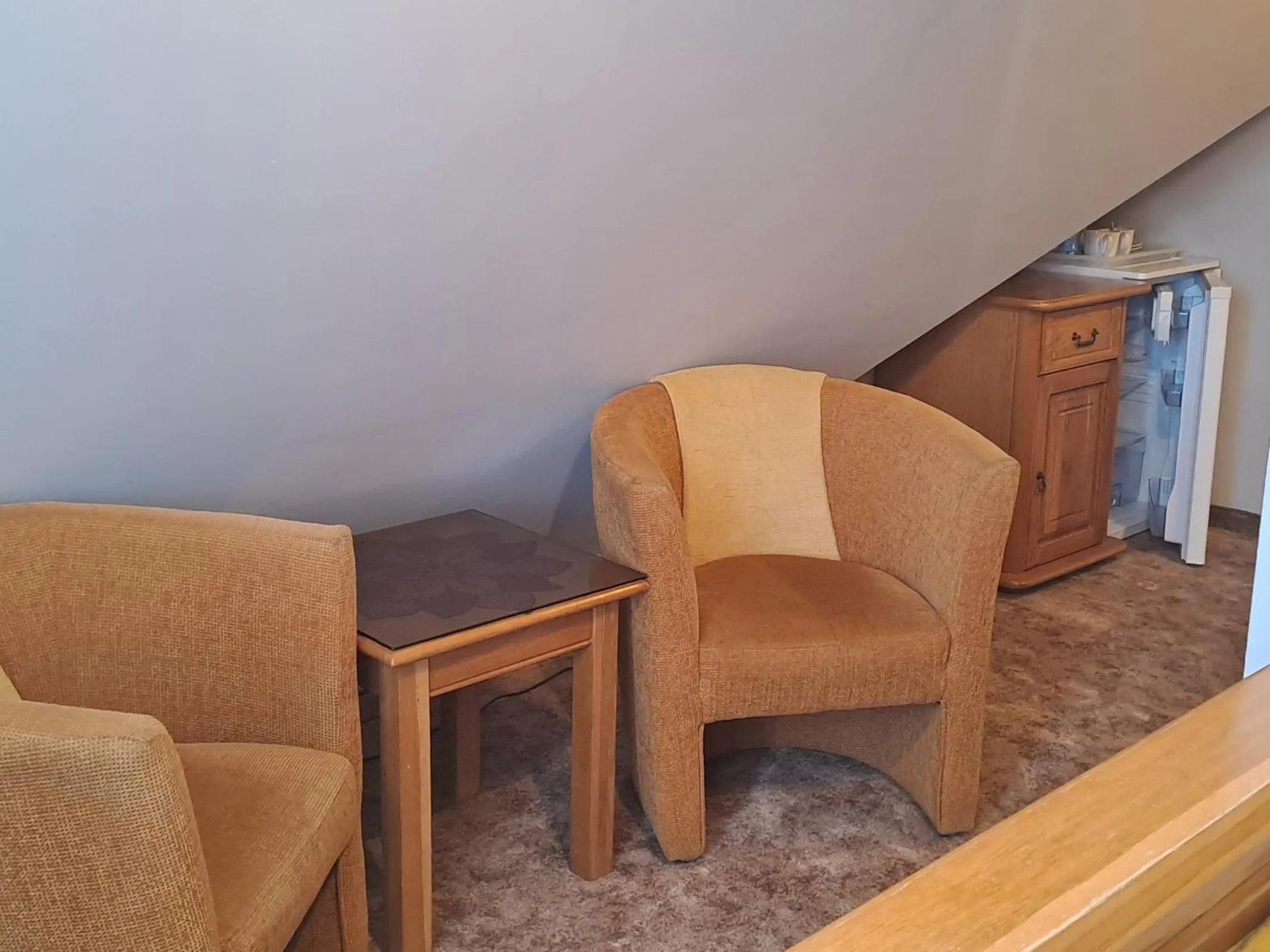 Seating area in Willa Wisienka