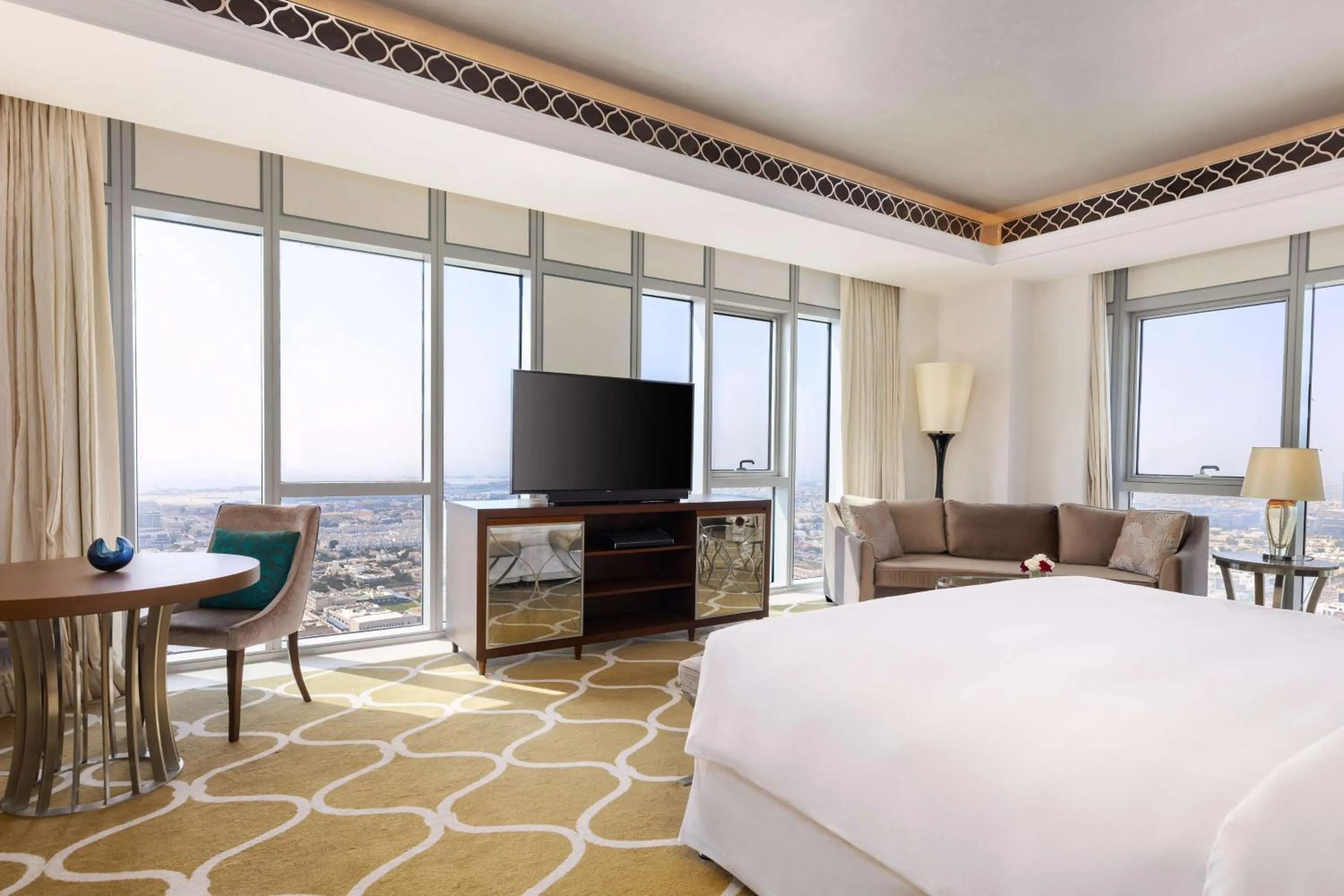 Bed in Hilton Dubai Al Habtoor City