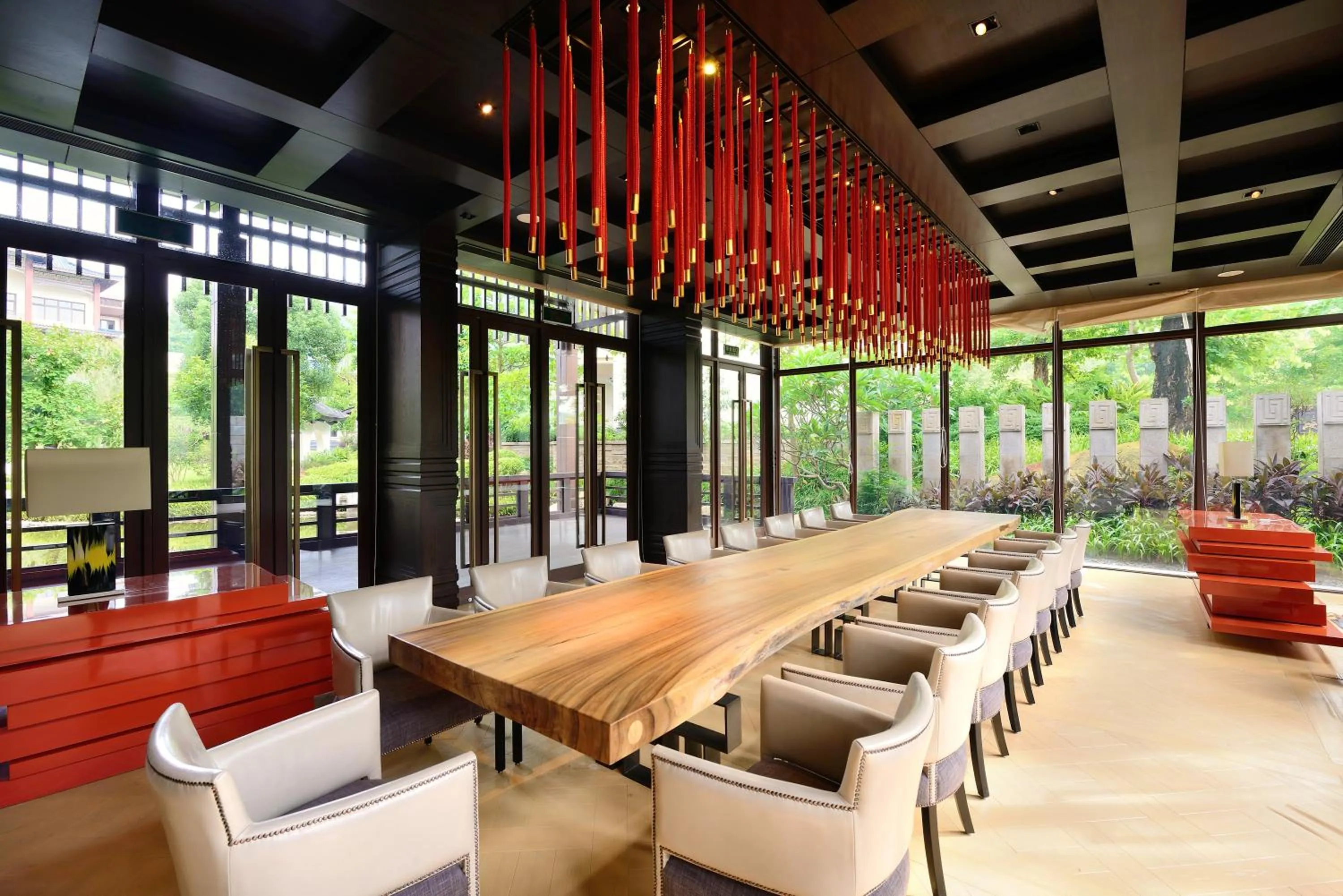 Restaurant/places to eat in Imperial Springs