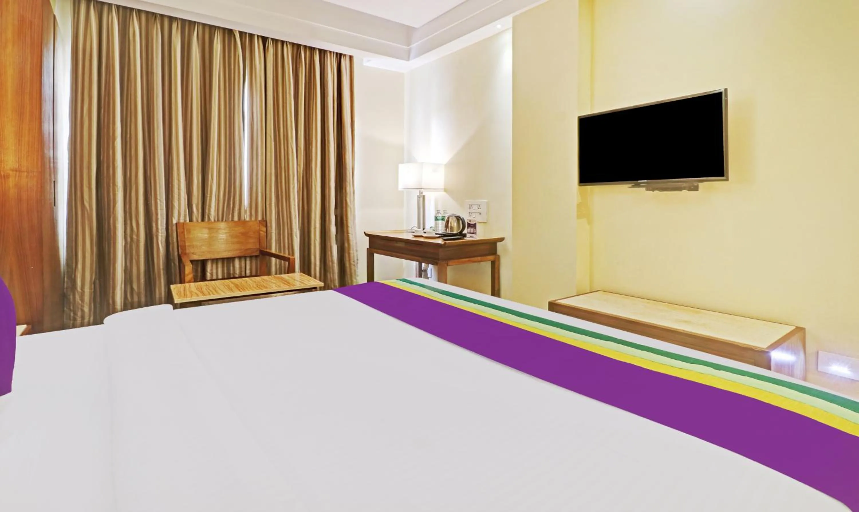 TV and multimedia, Bed in Hotel Park N