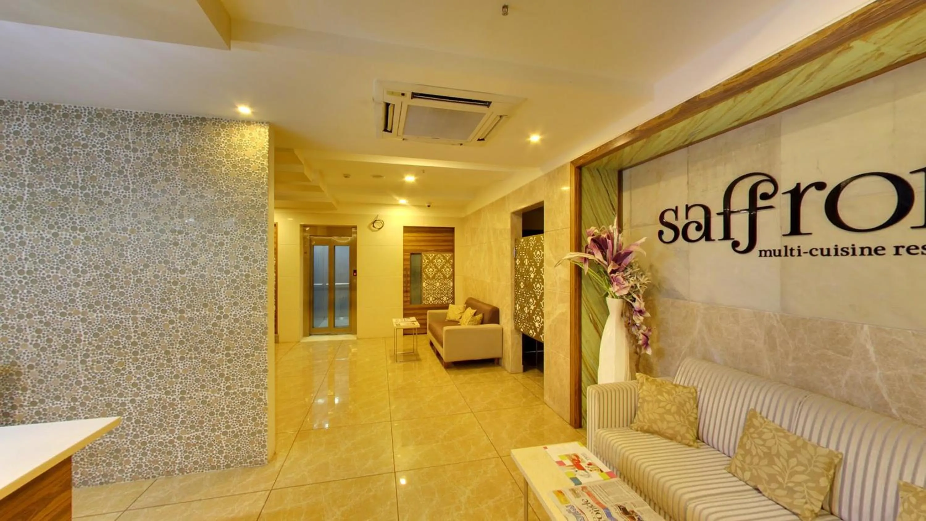 Restaurant/places to eat in Hotel Park N