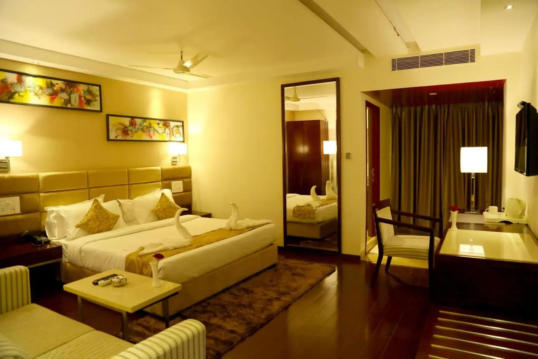 Photo of the whole room, Bed in Hotel Park N Photo of the whole room, Bed in Hotel Park N