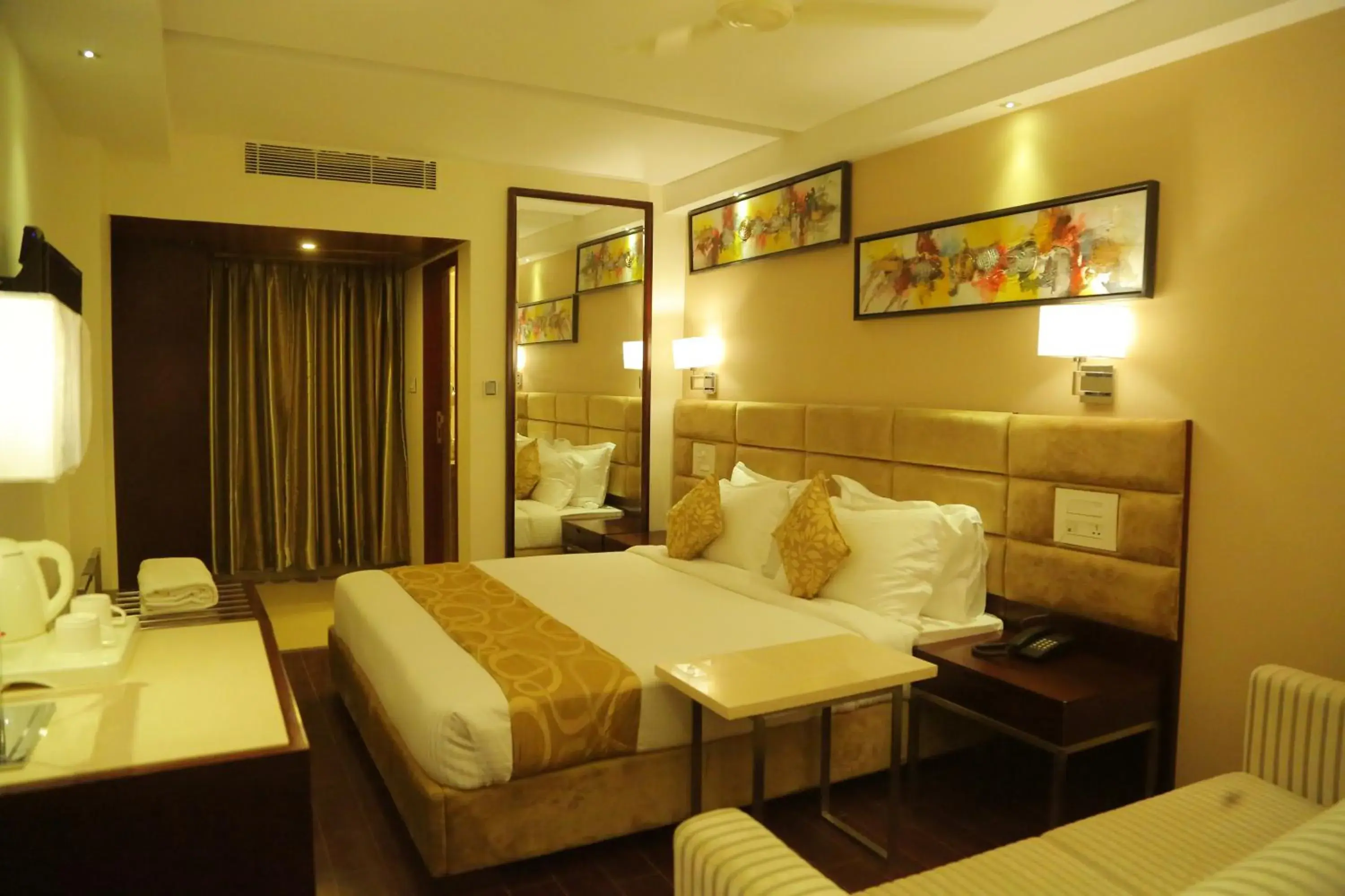 Bed in Hotel Park N Bed in Hotel Park N