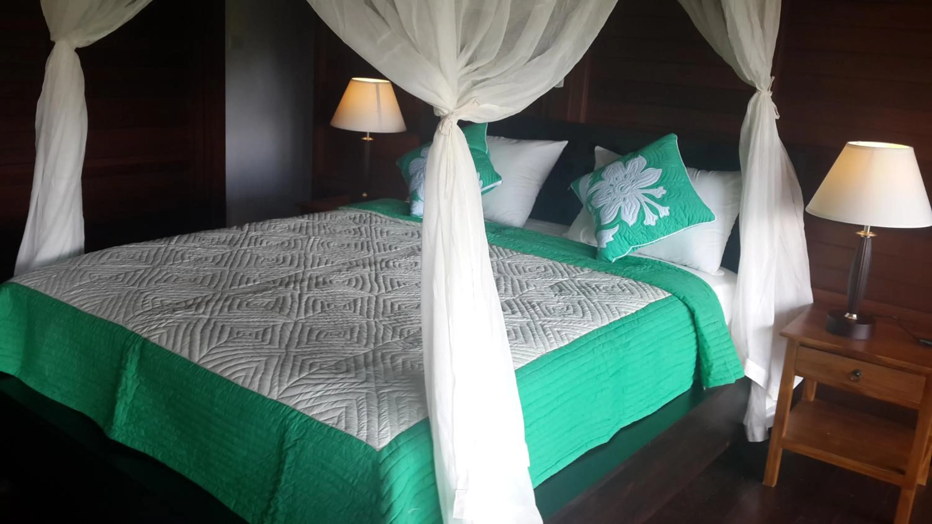 Bed in Villa Wedang