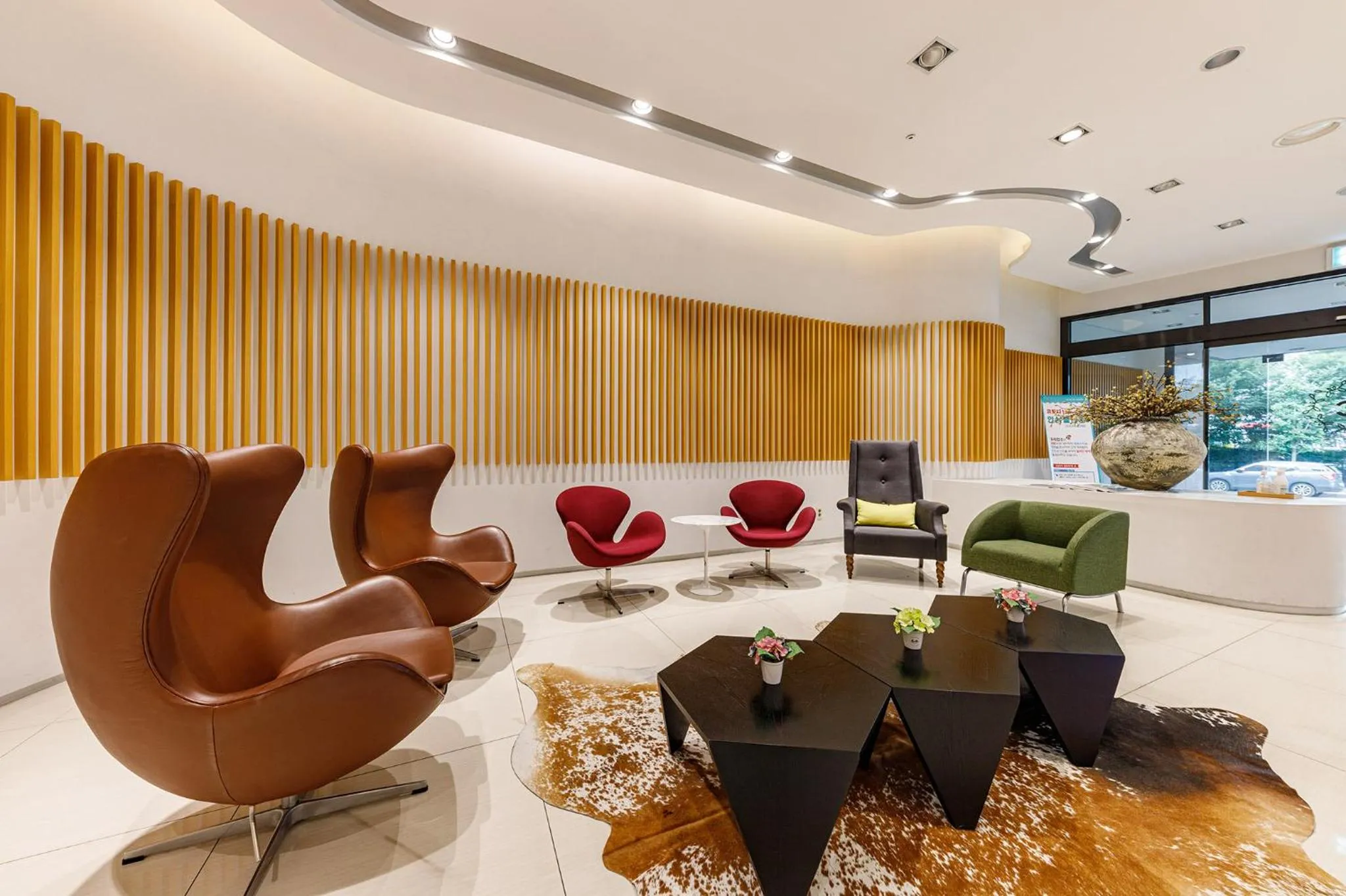 Lobby or reception in Crown Hotel Changwon