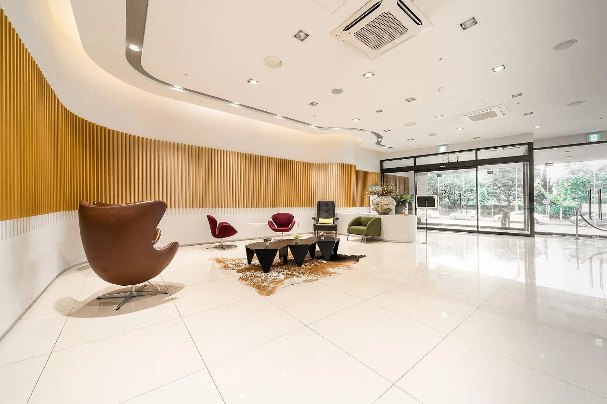 Lobby or reception in Crown Hotel Changwon