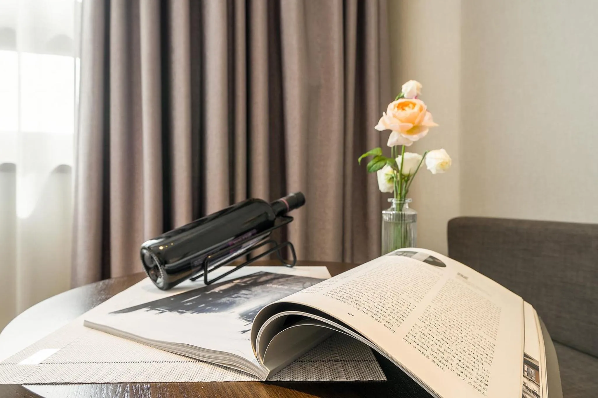 Seating area in Crown Hotel Changwon