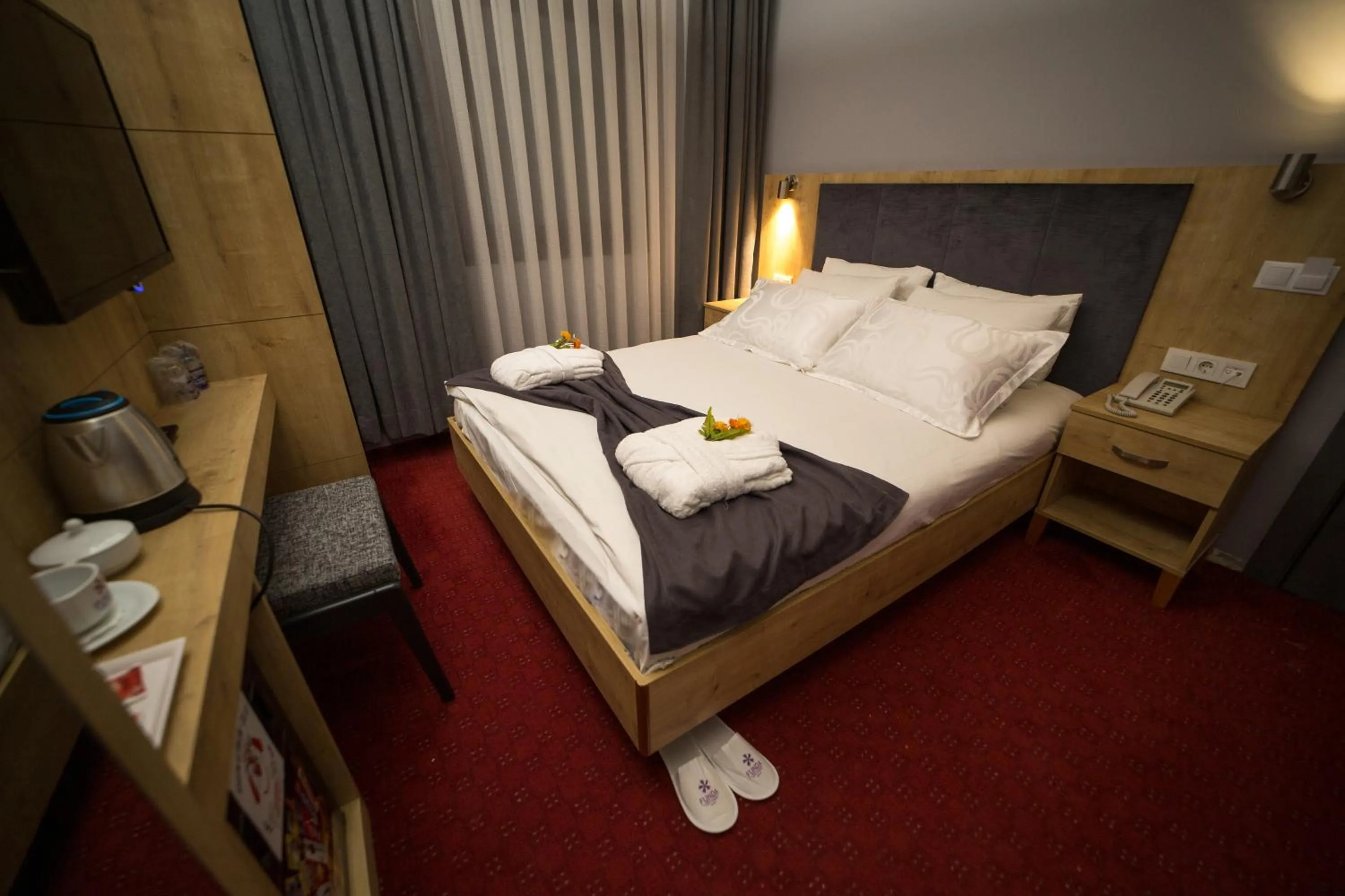 Bedroom, Bed in Funda Hotel