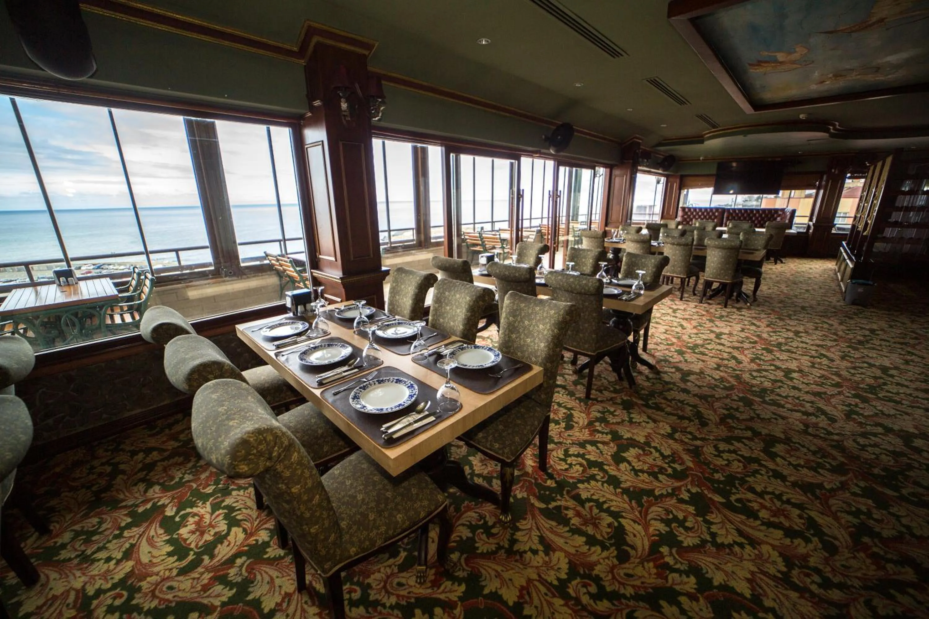 Property building in Funda Hotel