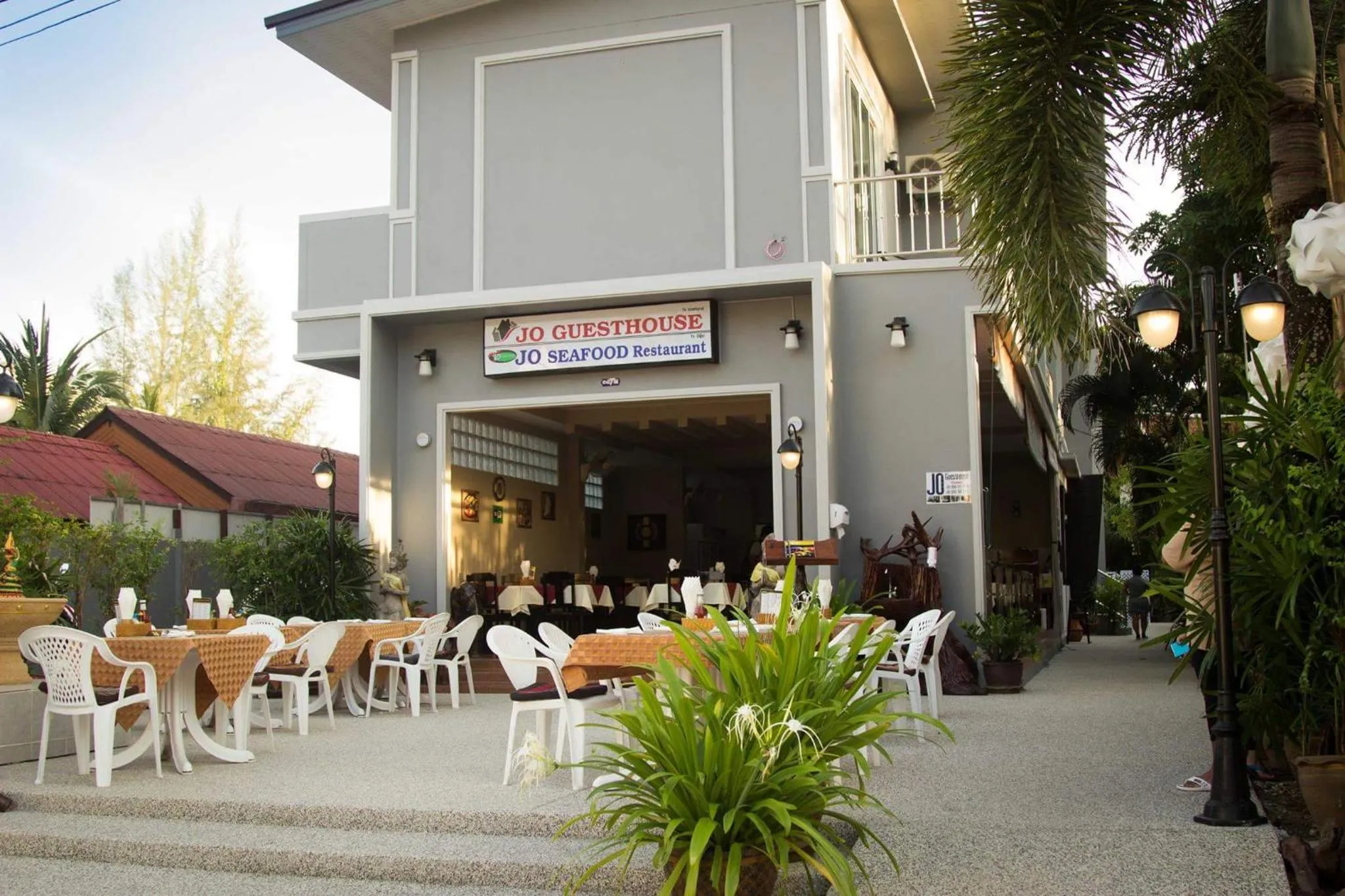 Restaurant/places to eat in MJ Boutique Hotel Khao Lak