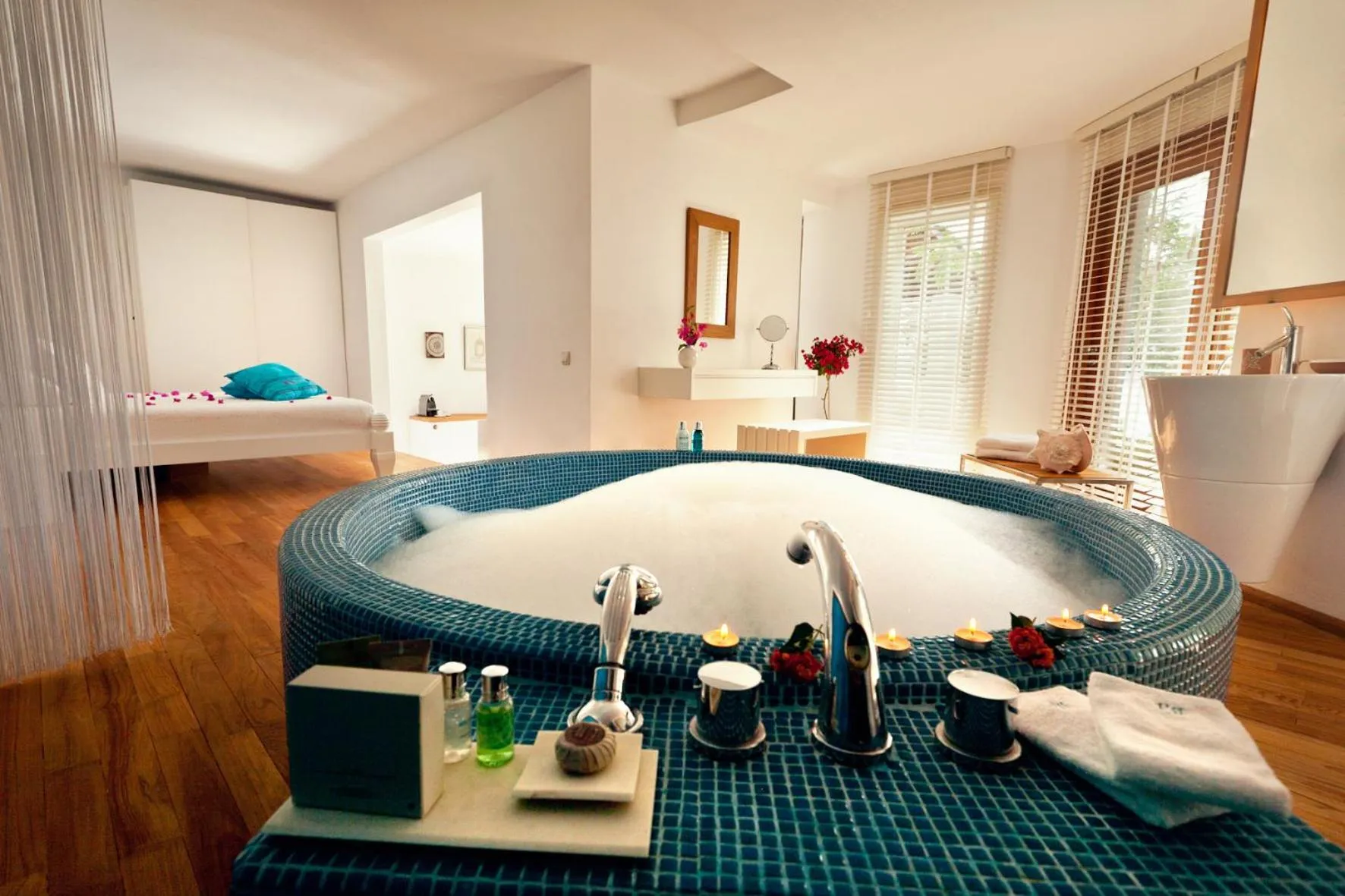 Day in Hotel Villa Mahal