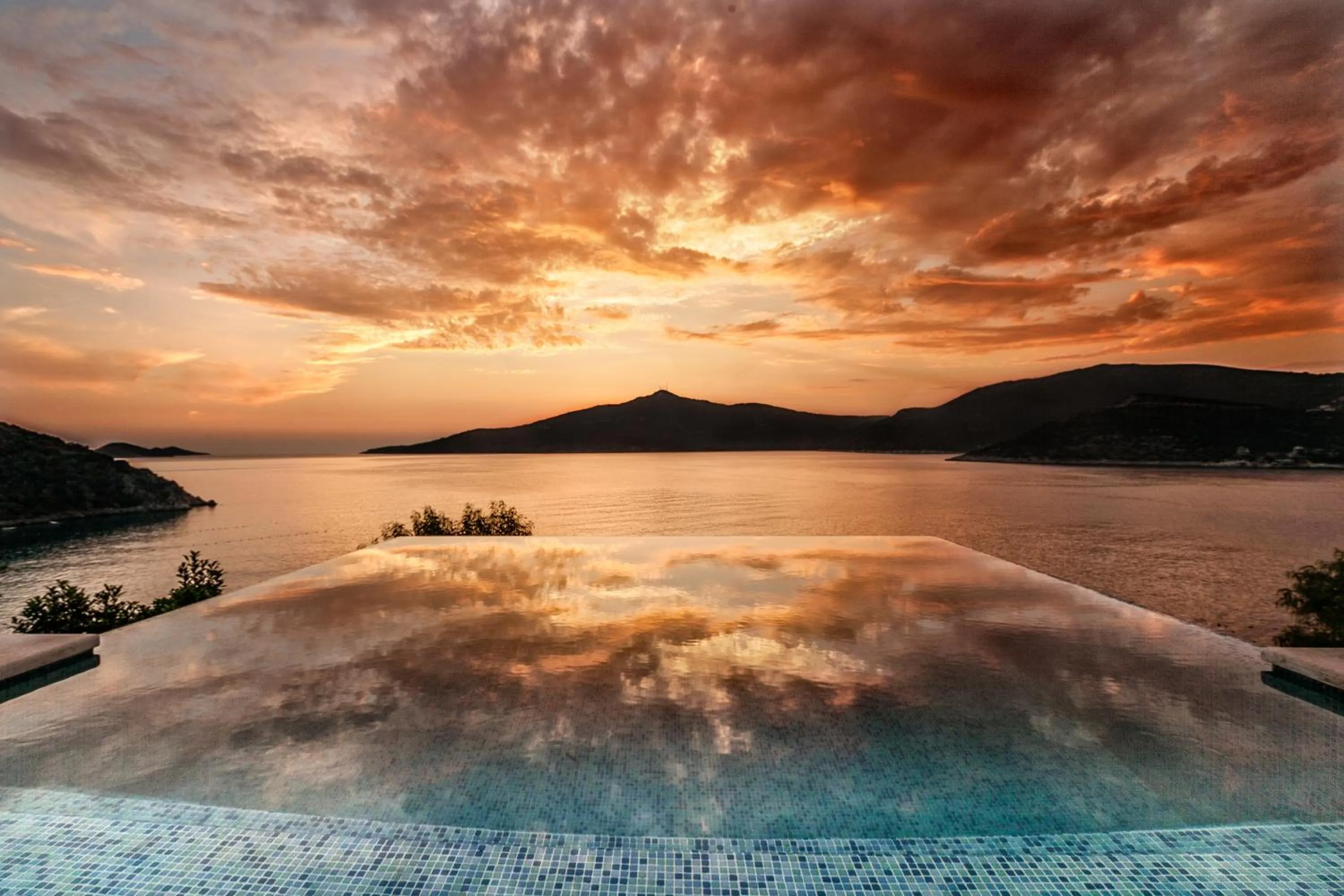 Sunset in Hotel Villa Mahal