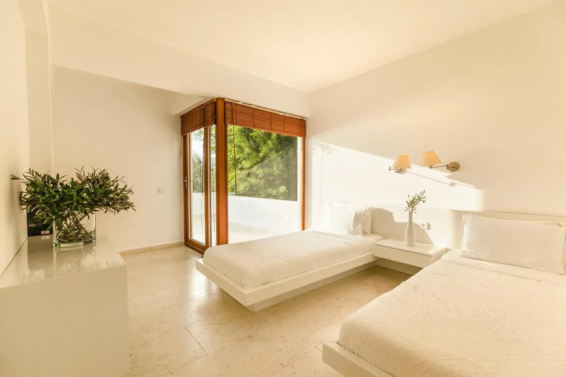 Photo of the whole room, Bed in Hotel Villa Mahal