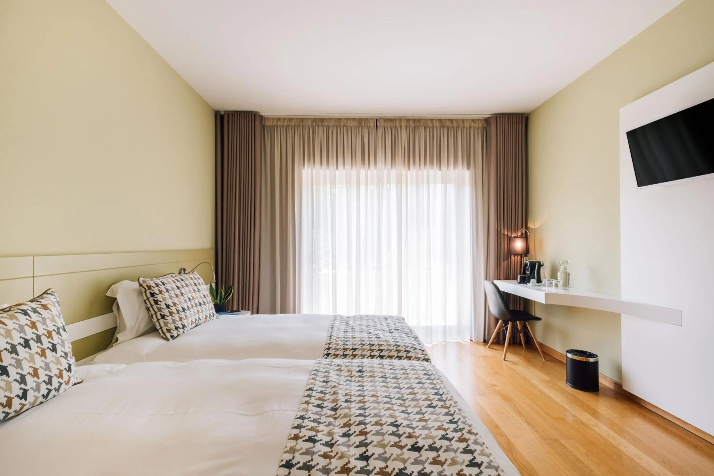 Bed in Alva Valley Hotel