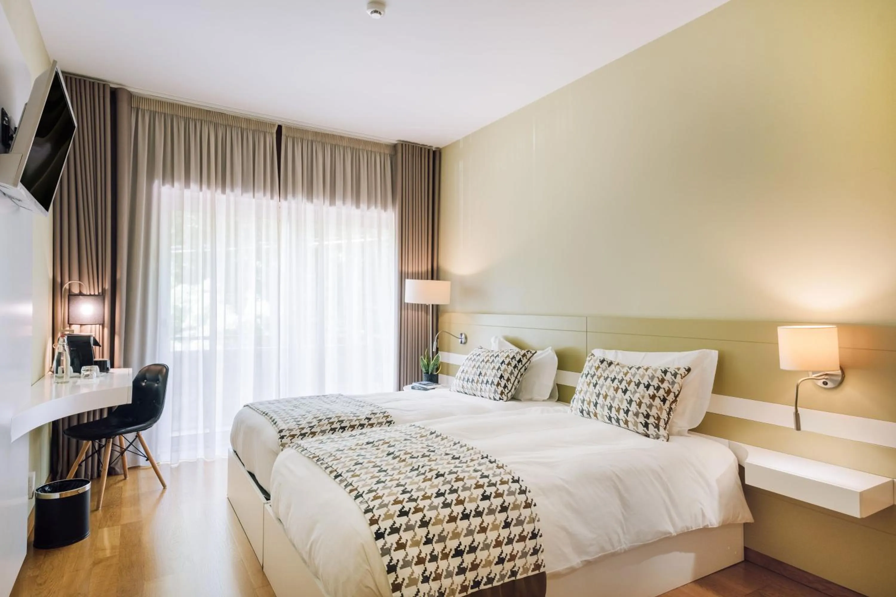 Bed in Alva Valley Hotel