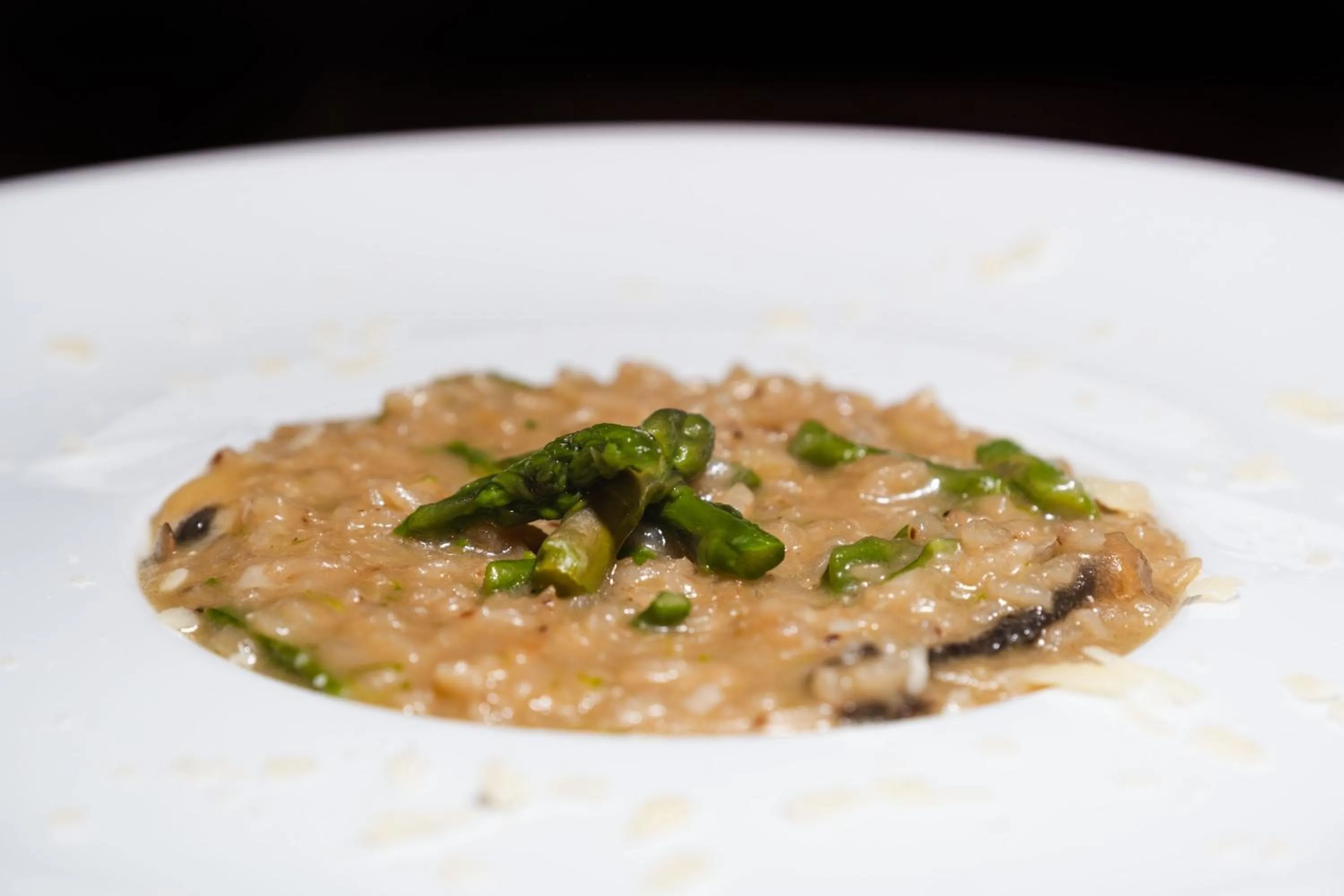 Restaurant/places to eat in Alva Valley Hotel