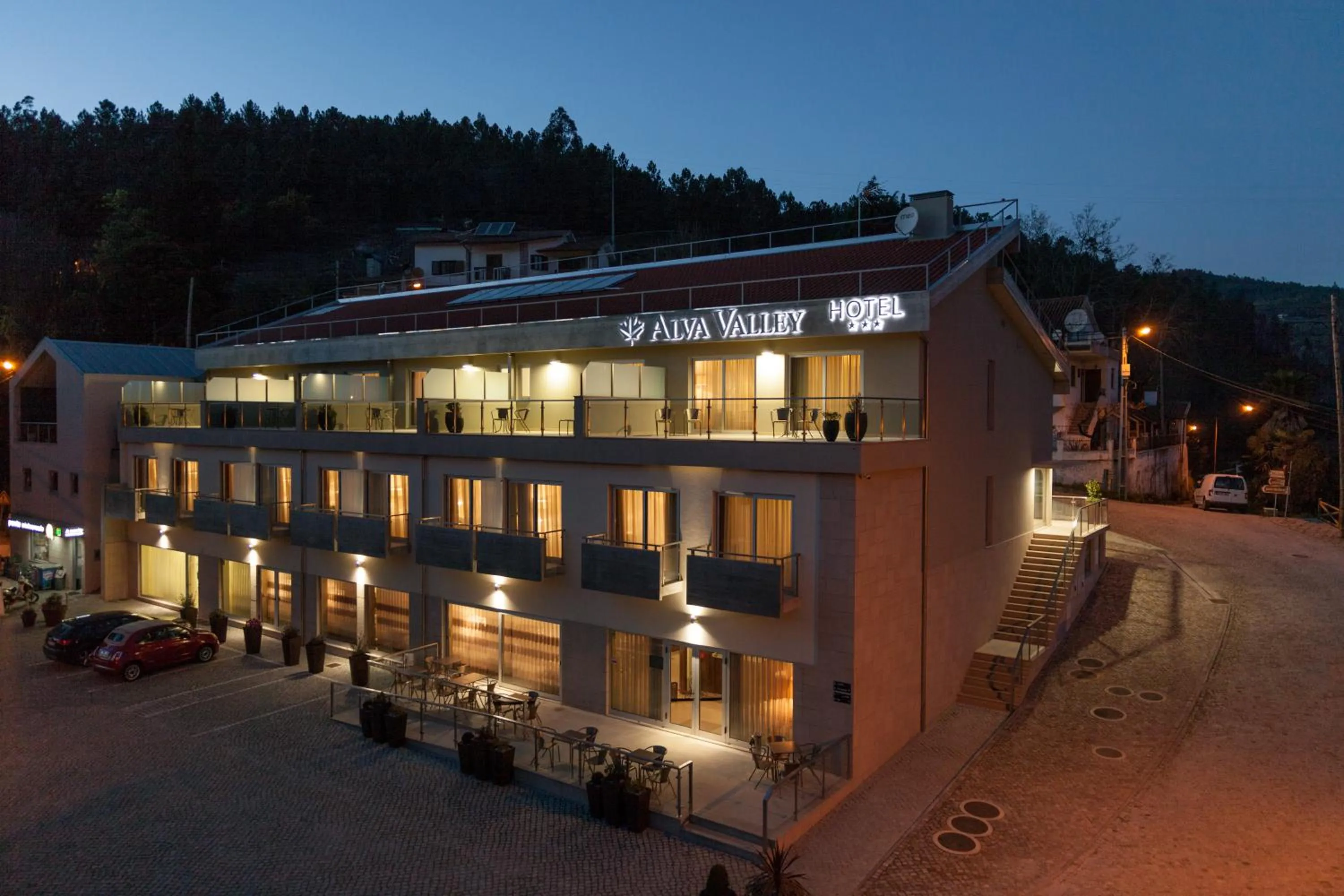 Facade/entrance in Alva Valley Hotel