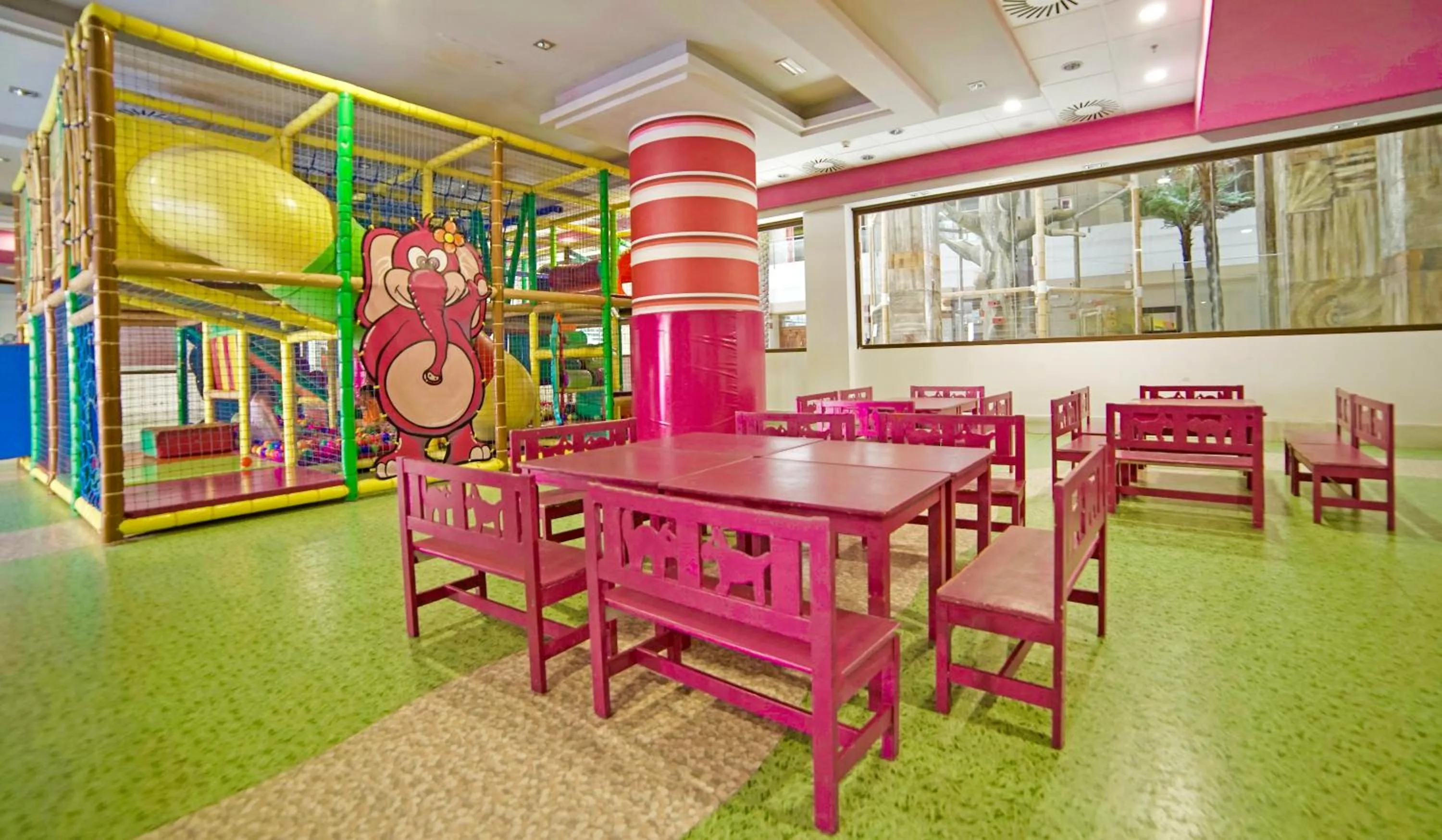 Kids's club in Holiday World Resort