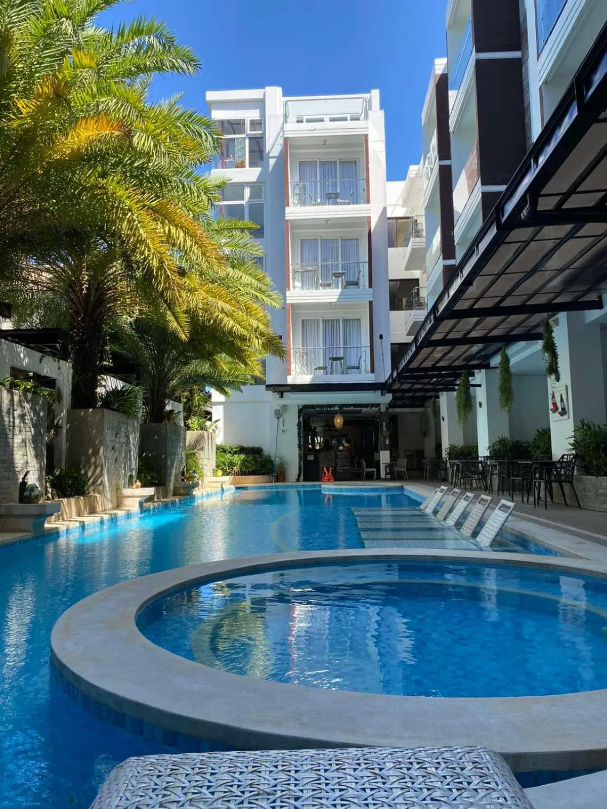 Property building in Boracay Haven Suites
