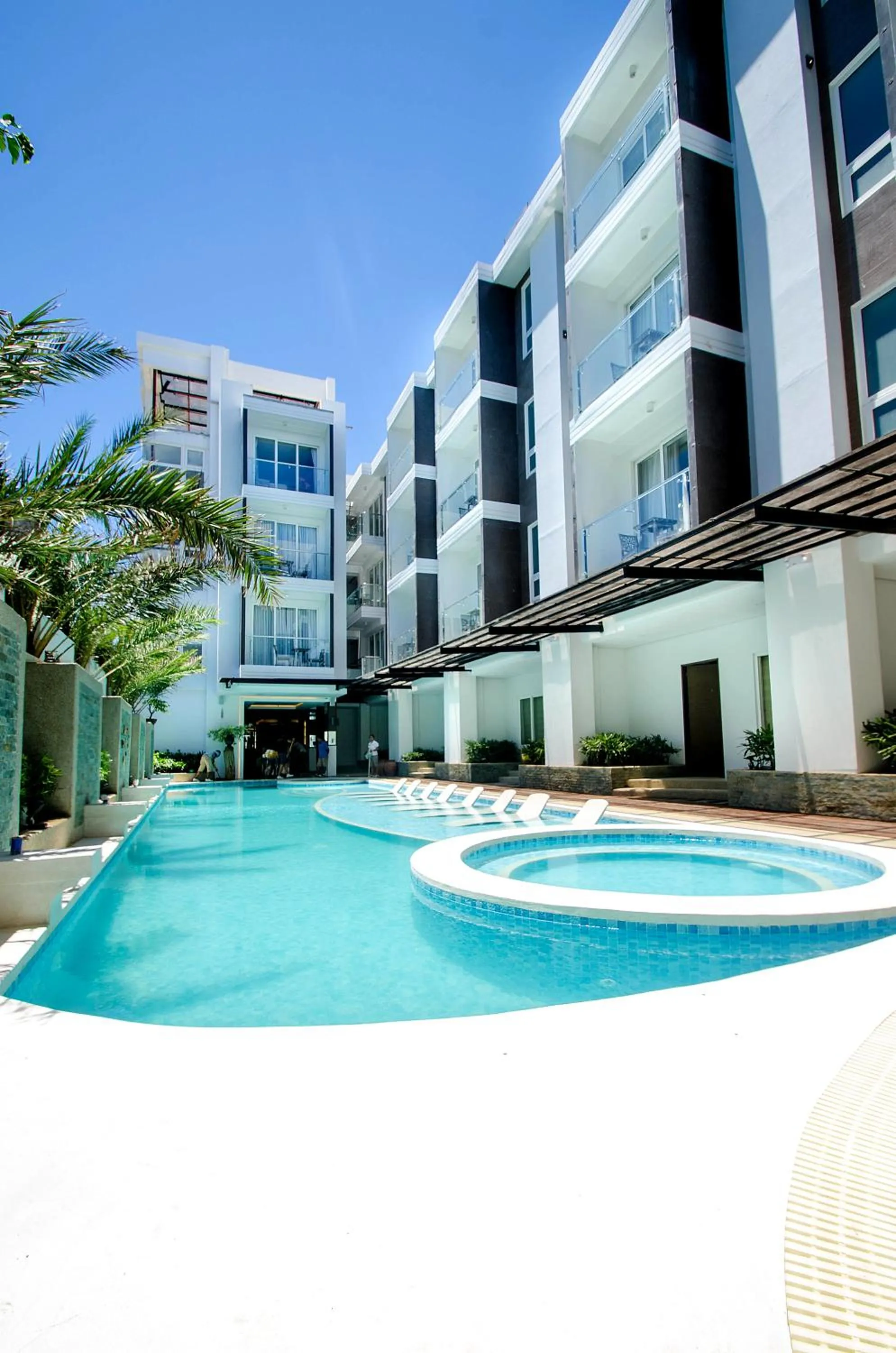 Property building in Boracay Haven Suites