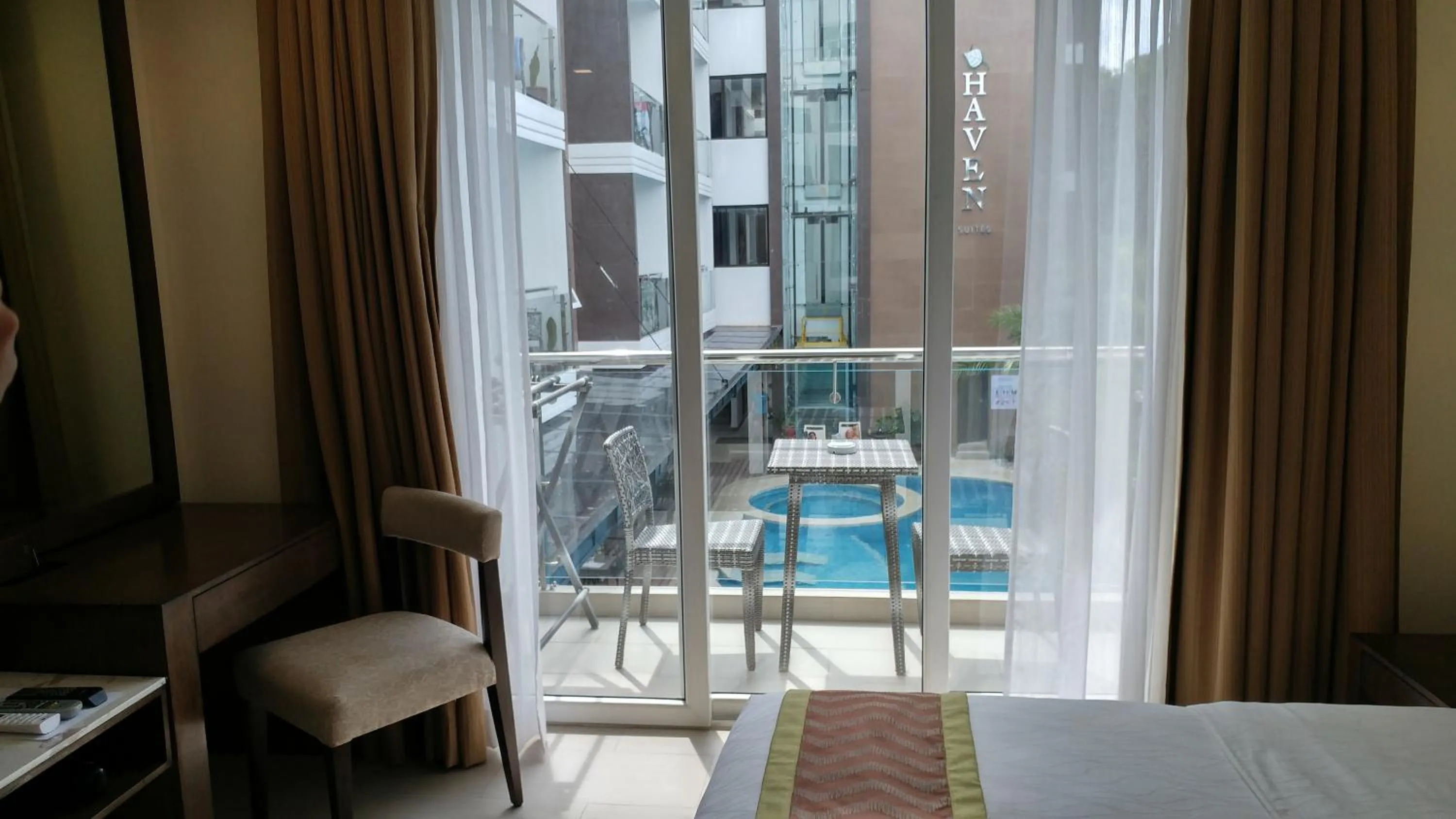 Balcony/Terrace, Bed in Boracay Haven Suites