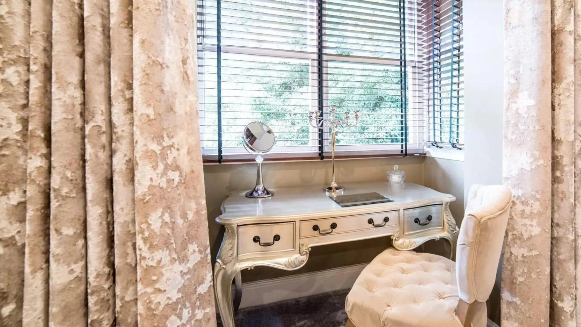 Bedroom in Derby Manor