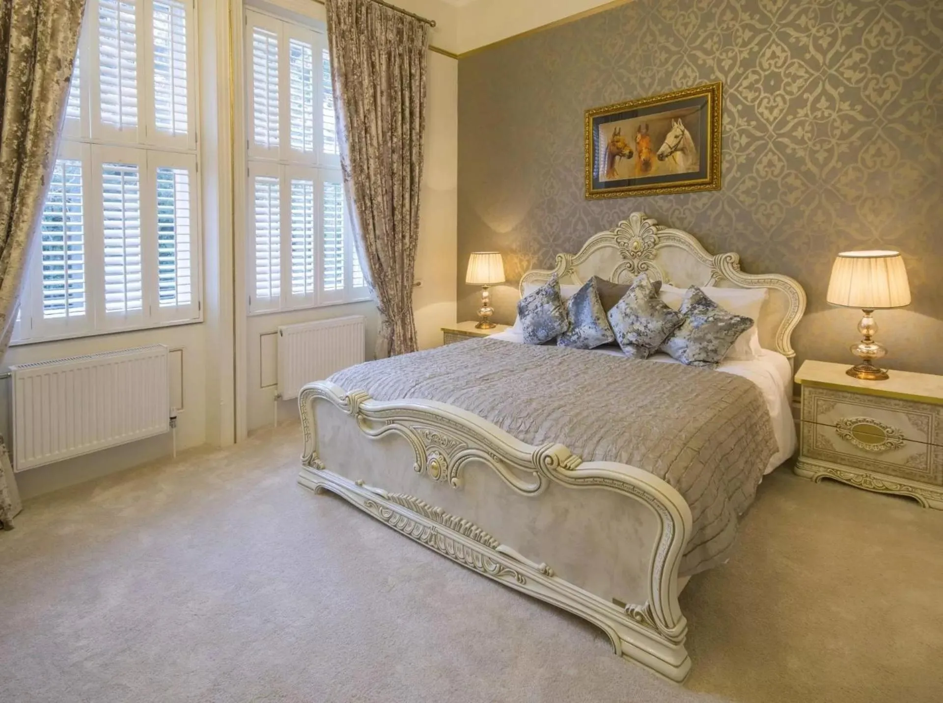 Bedroom, Bed in Derby Manor