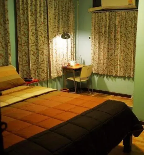 Double or Twin Room in Chommuang Guest House Double or Twin Room in Chommuang Guest House