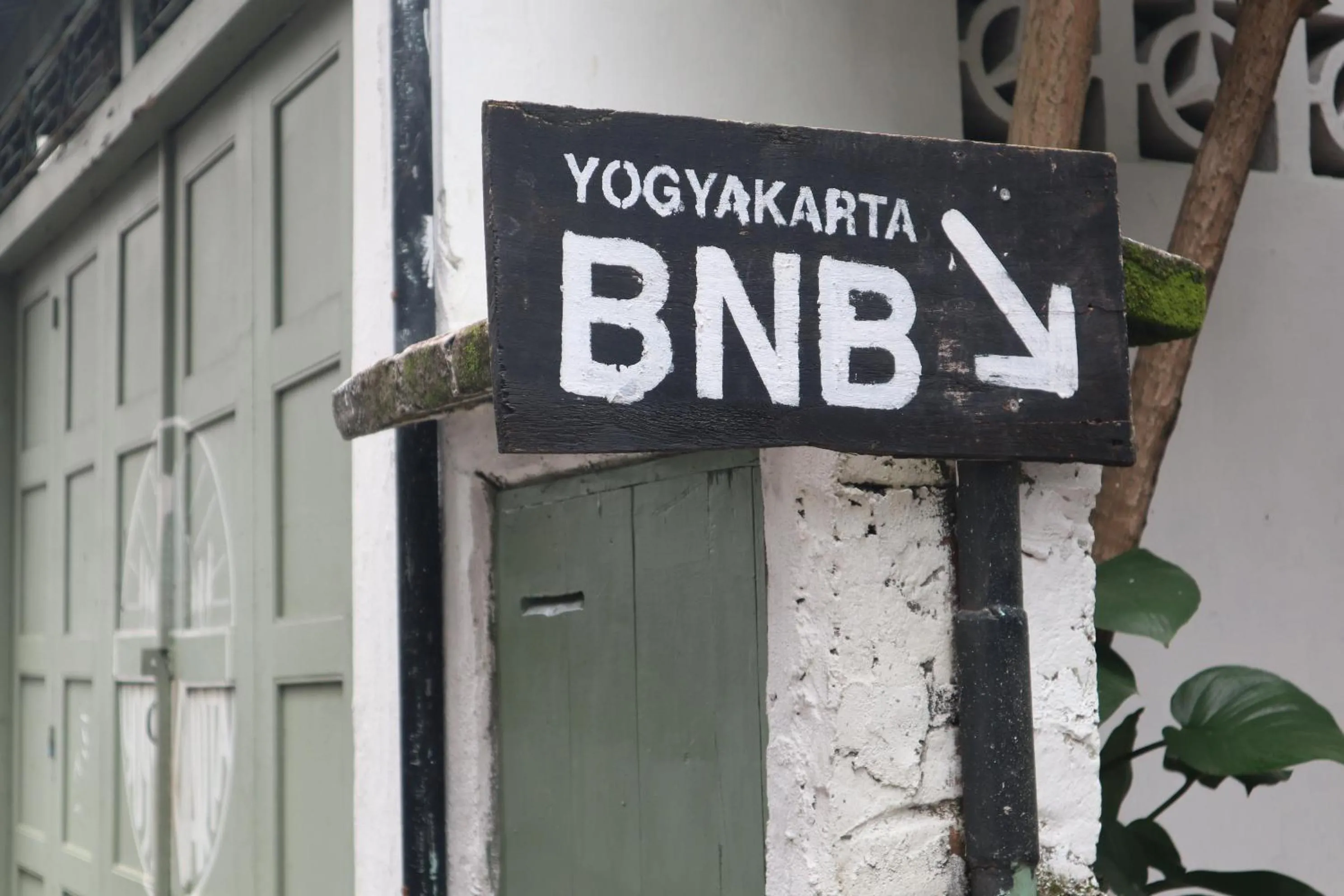 Decorative detail in Yogyakarta BnB Malioboro