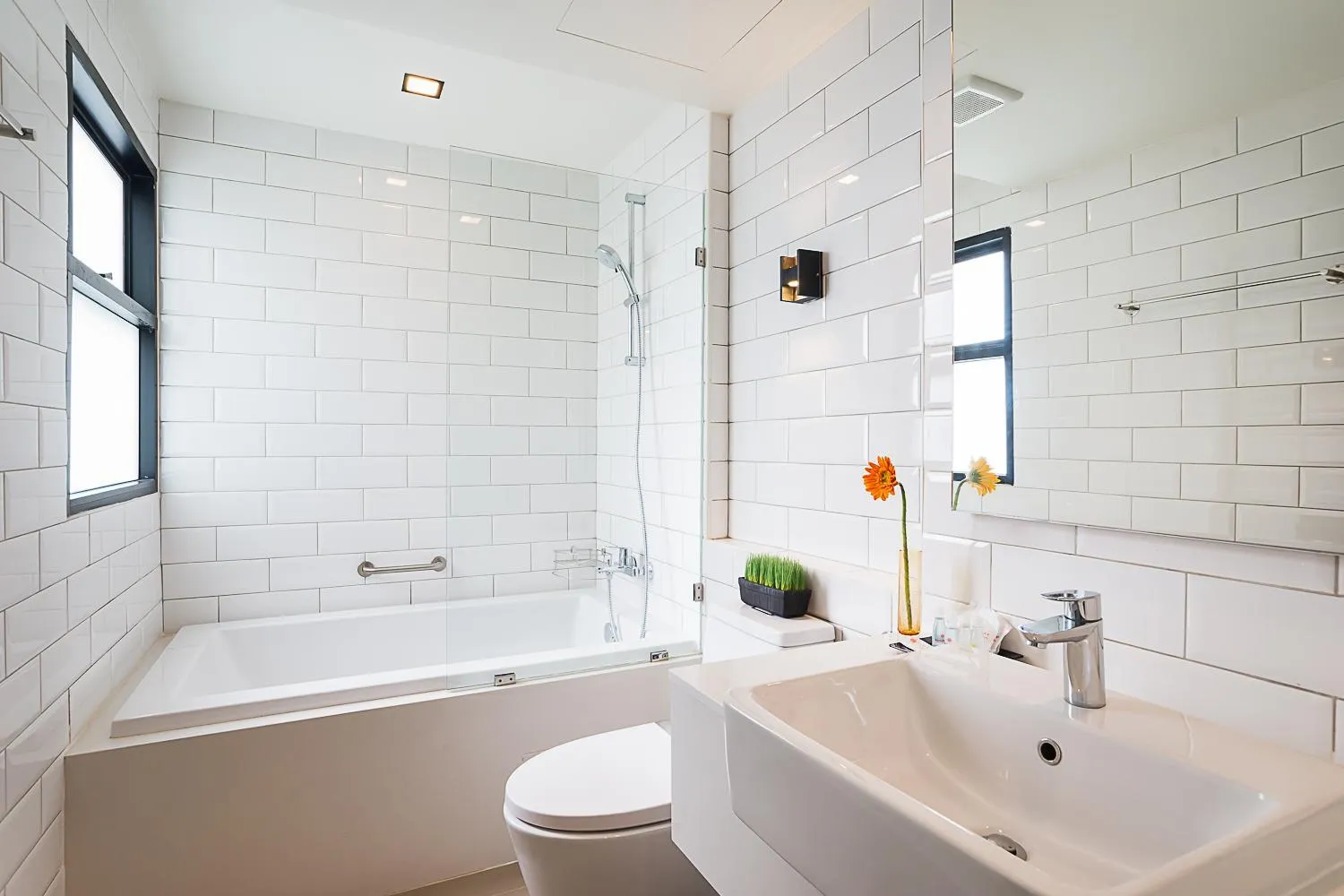 Bathroom in Sunshine Hip Hotel