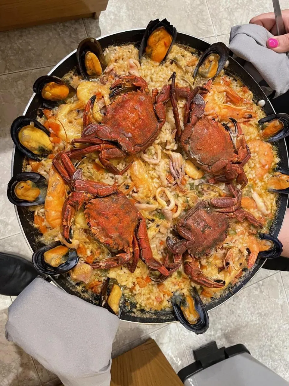 Restaurant/places to eat in Hotel Gala