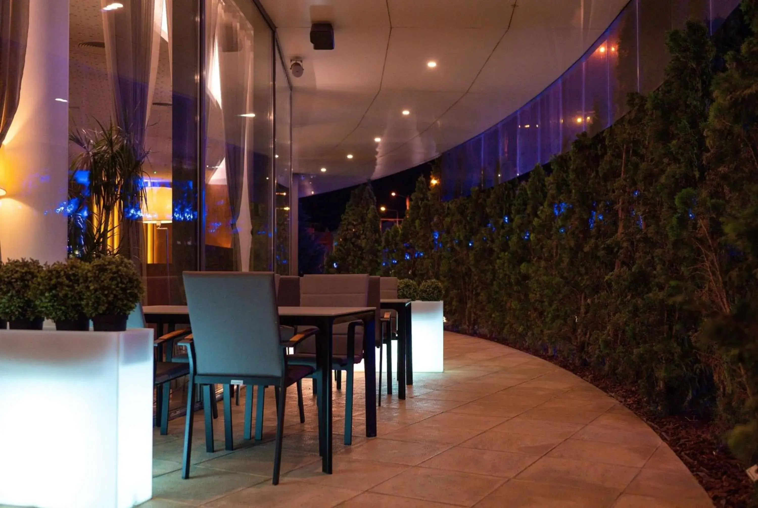 Restaurant/places to eat in Ramada Plaza Craiova Restaurant/places to eat in Ramada Plaza Craiova