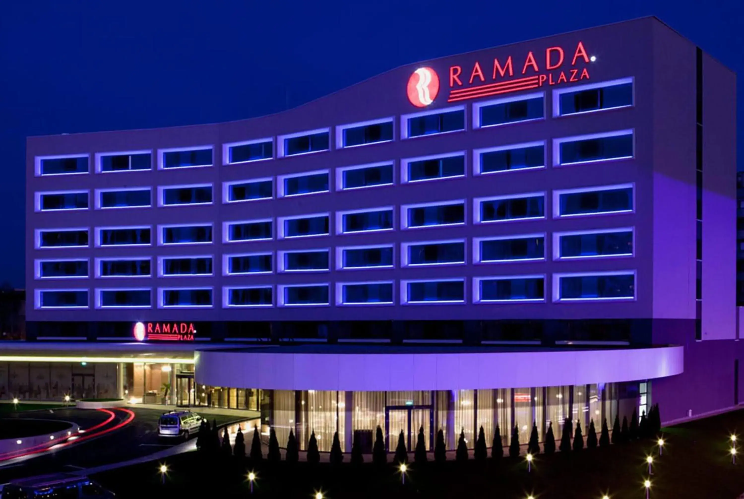 Property building in Ramada Plaza Craiova Property building in Ramada Plaza Craiova