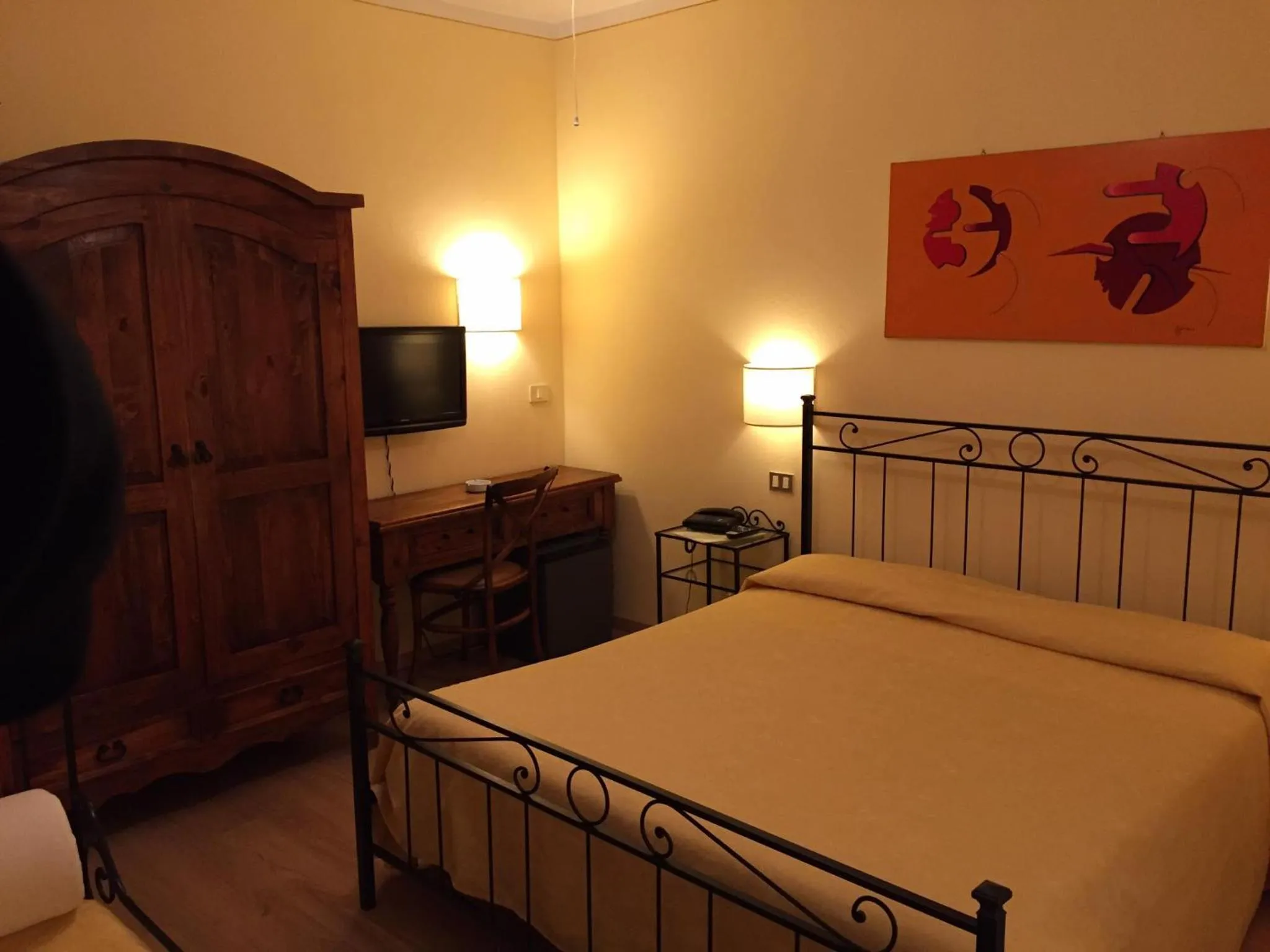 Bed in Hotel Il Caminetto