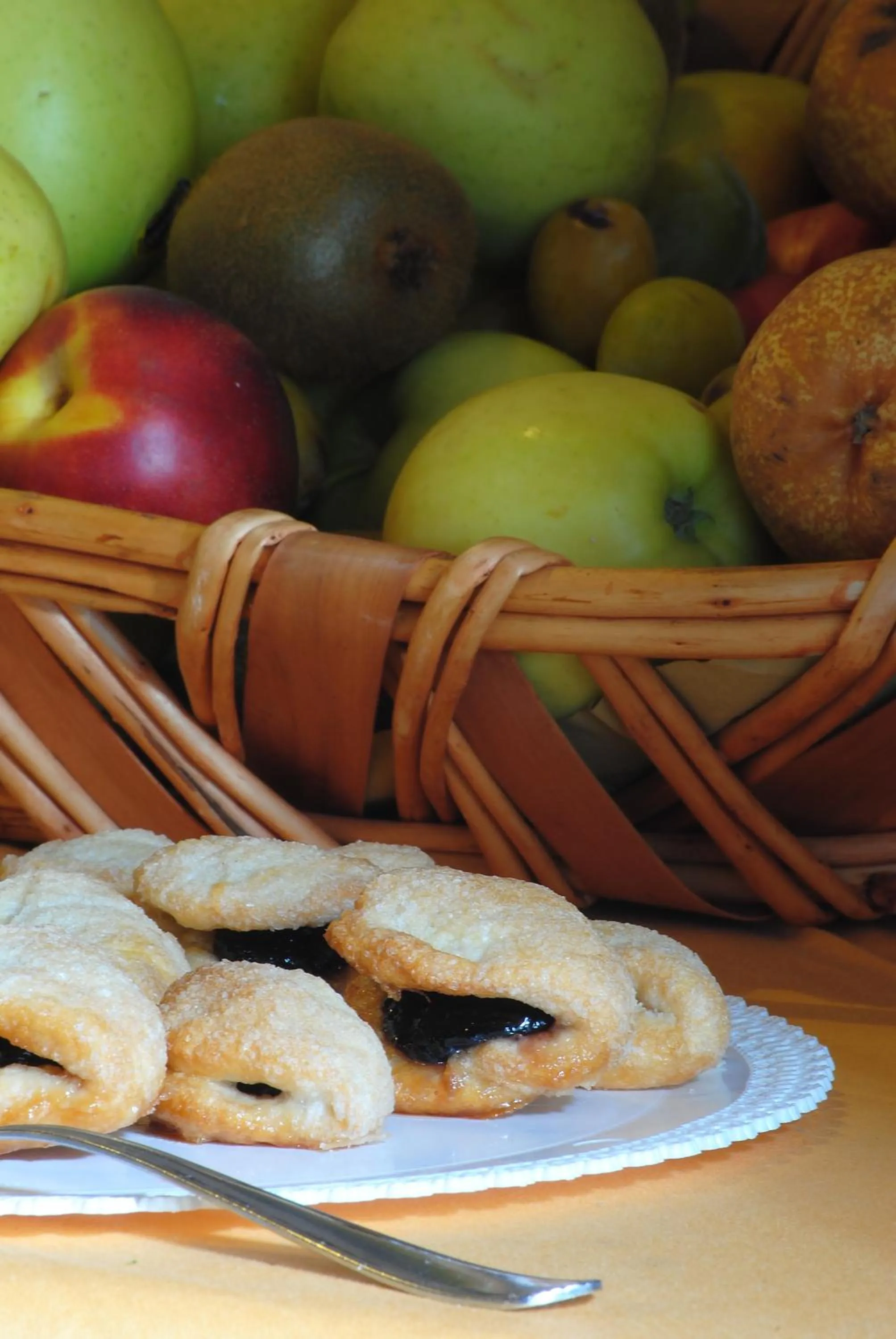 Buffet breakfast in Hotel Il Caminetto