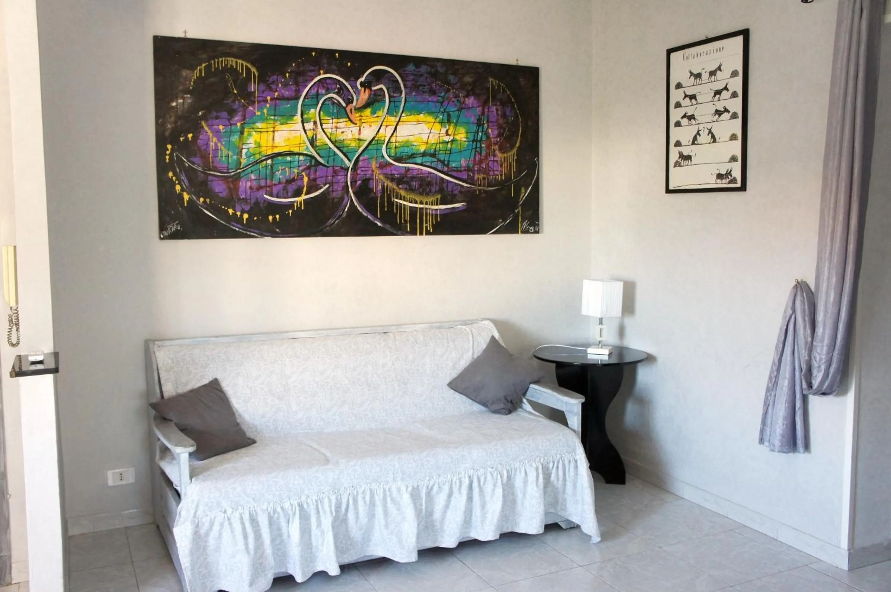 Bed in Bouganville