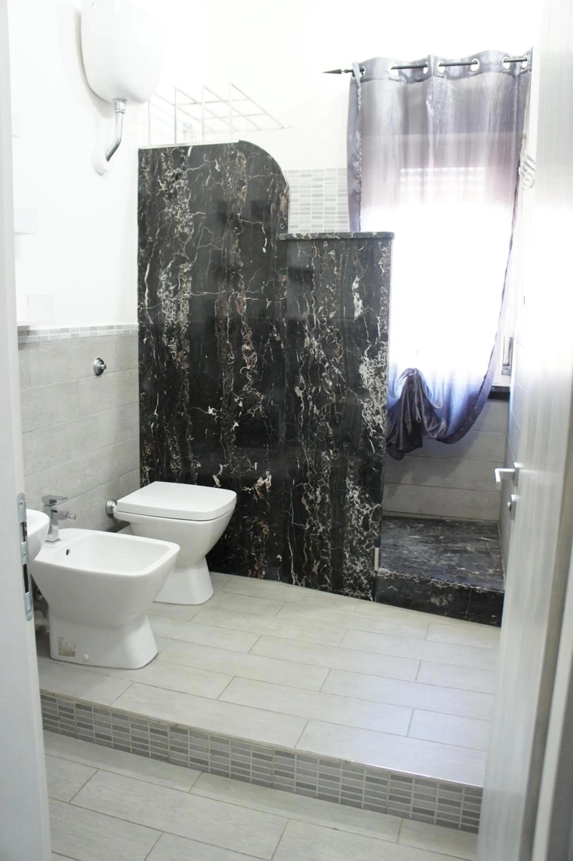 Shower in Bouganville