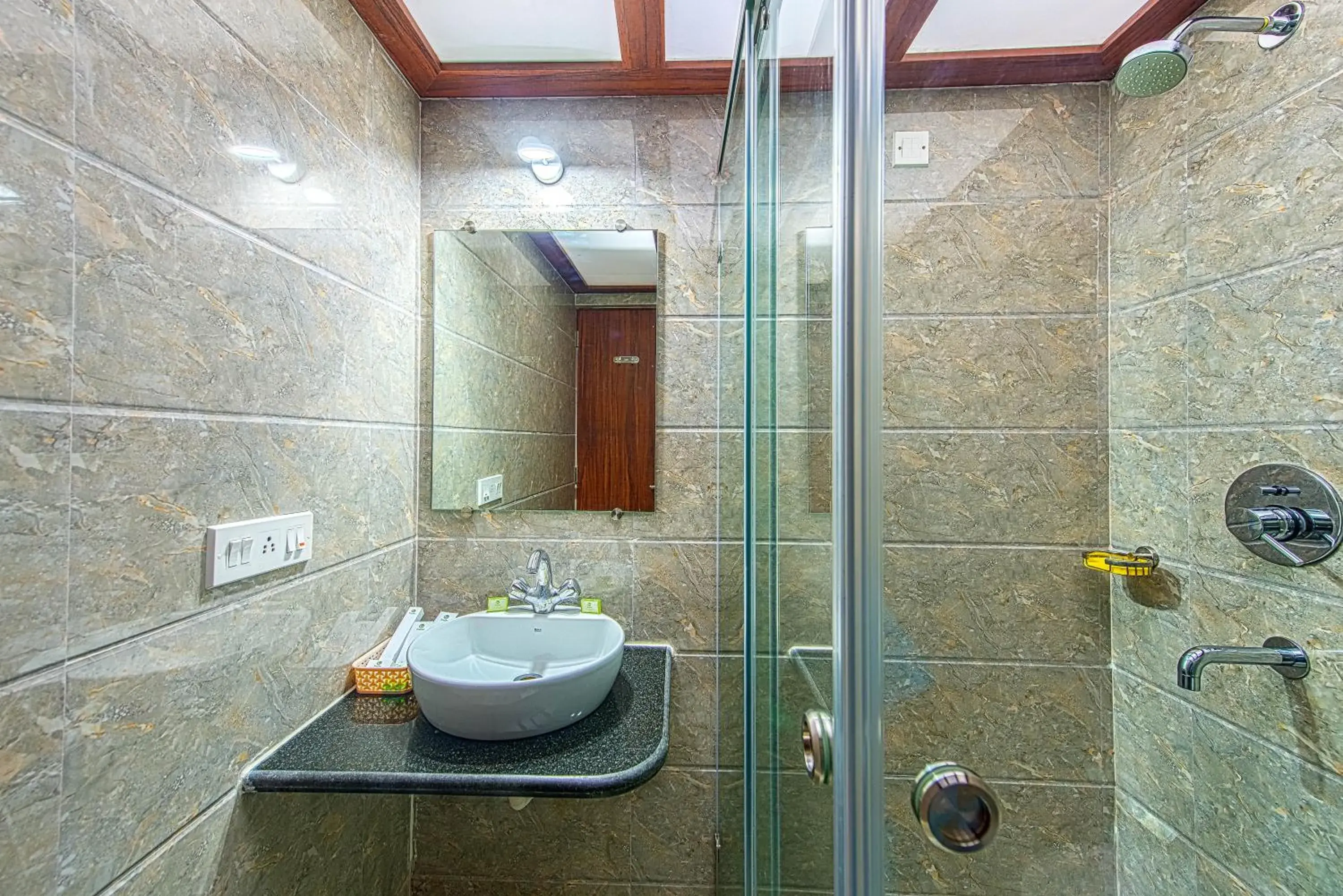 Bathroom in Treebo Globe International Bathroom in Treebo Globe International