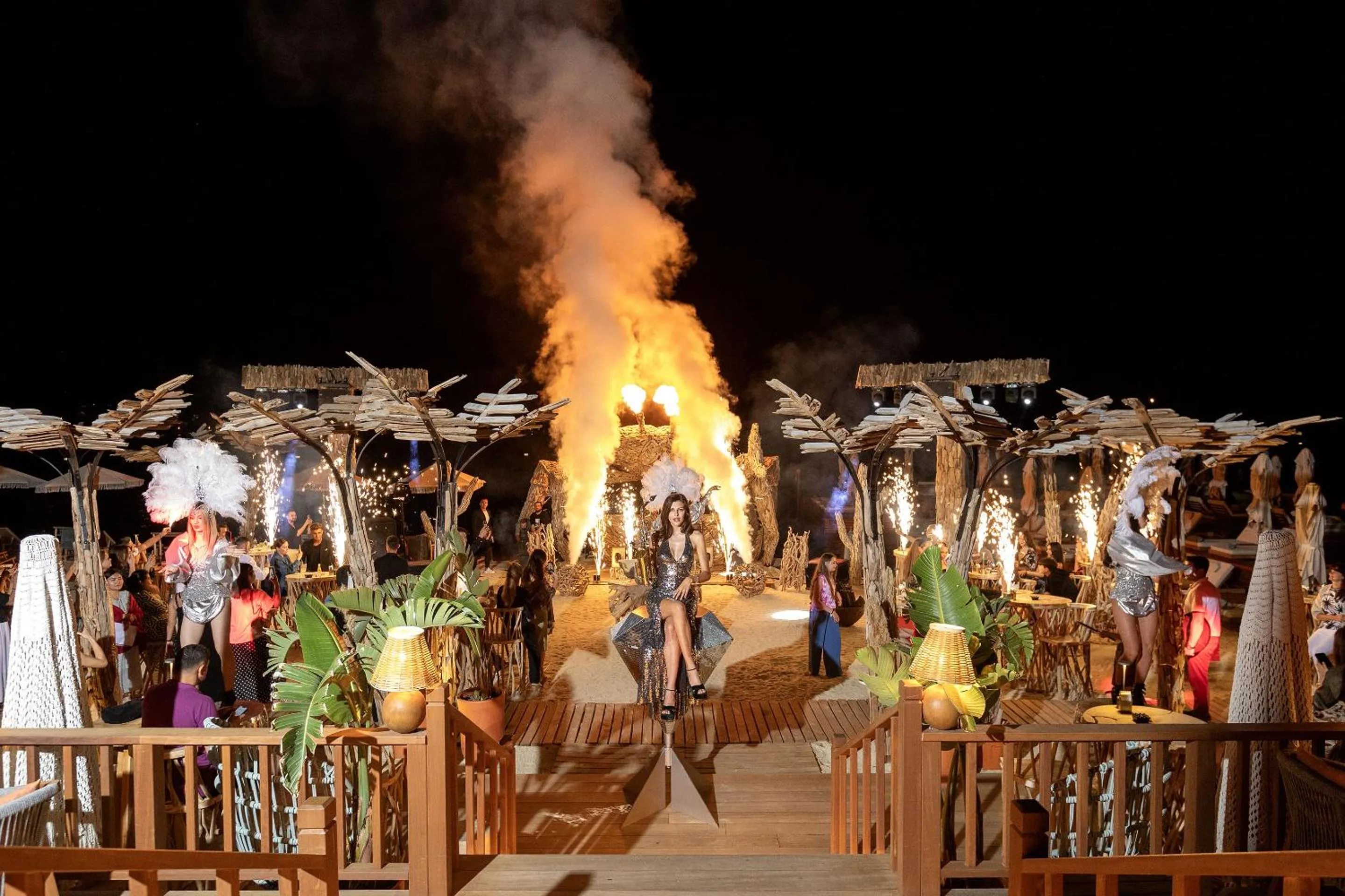 Evening entertainment in Titanic Luxury Collection Bodrum