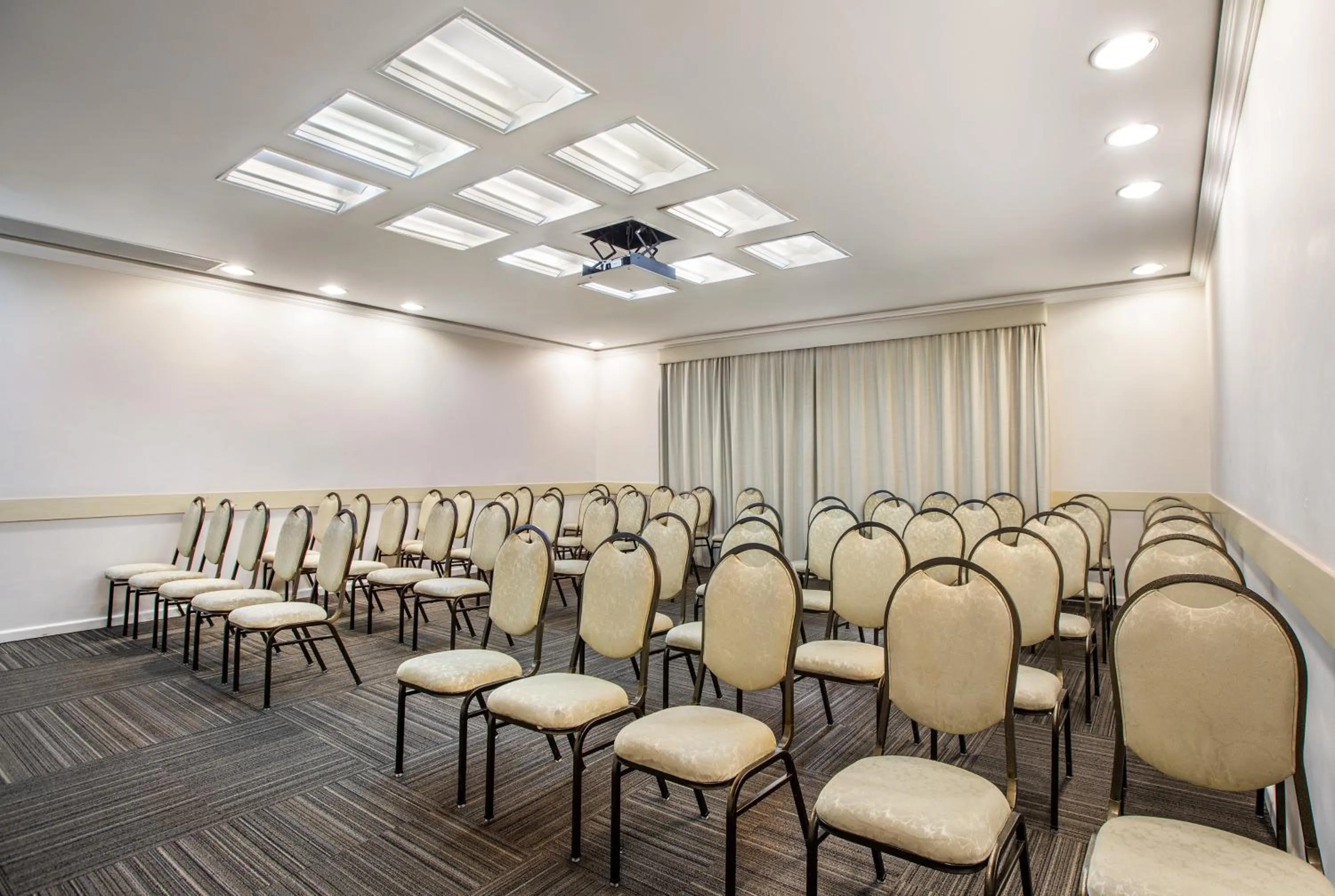 Meeting/conference room in Meliá Campinas